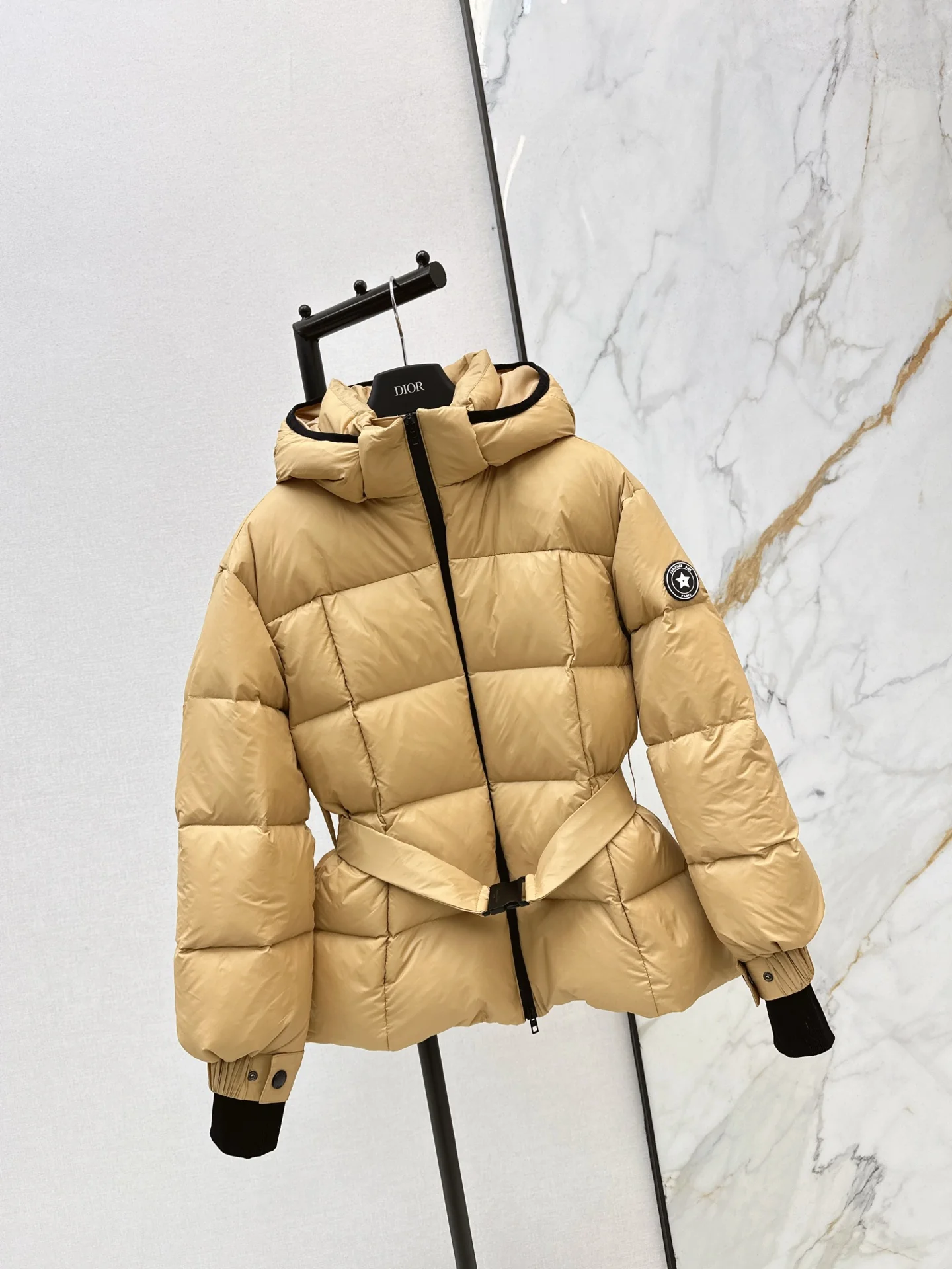 CD 25fw down jacket
