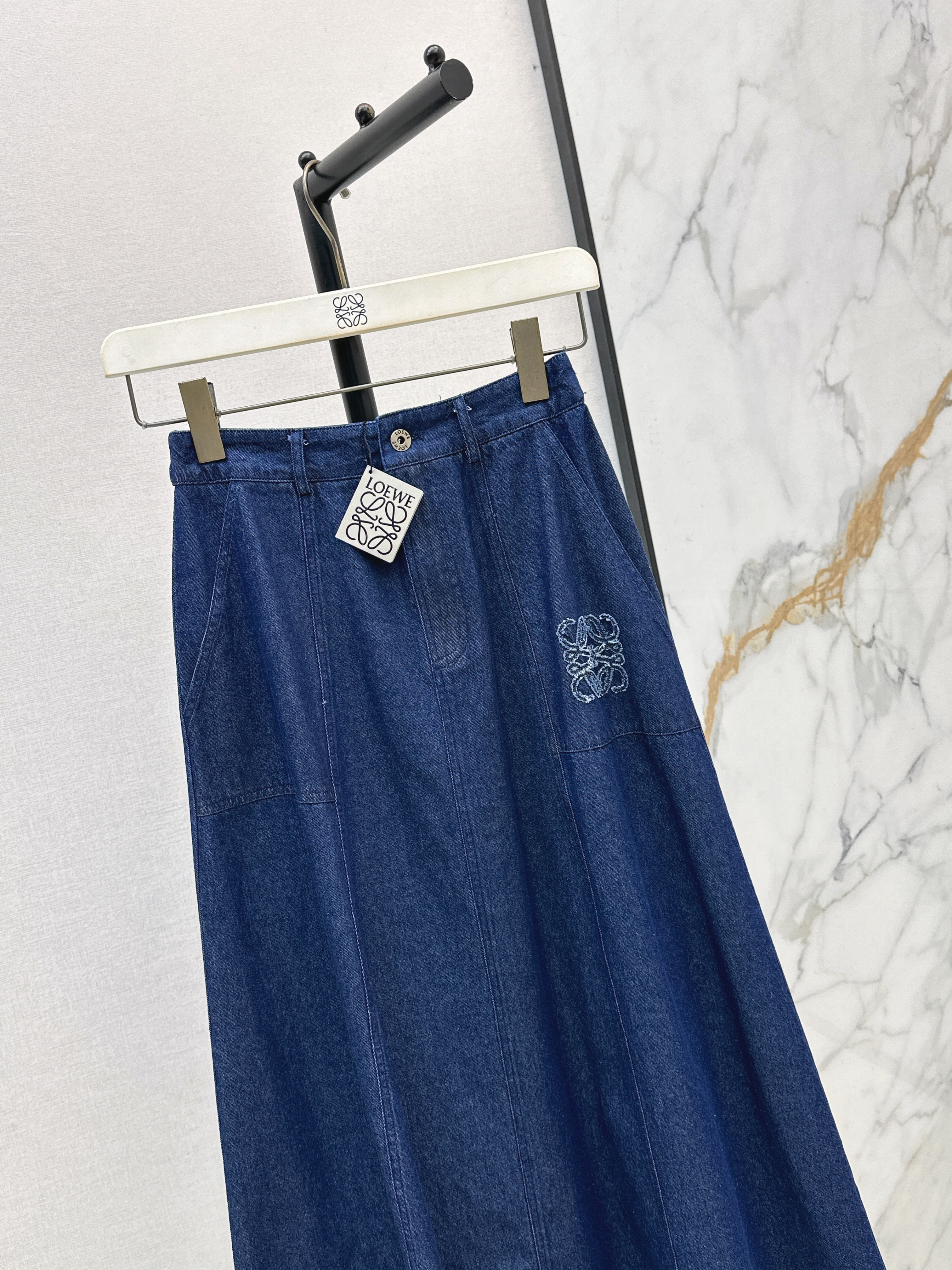 Loe 26ss High-Waisted A-Line Denim Skirt