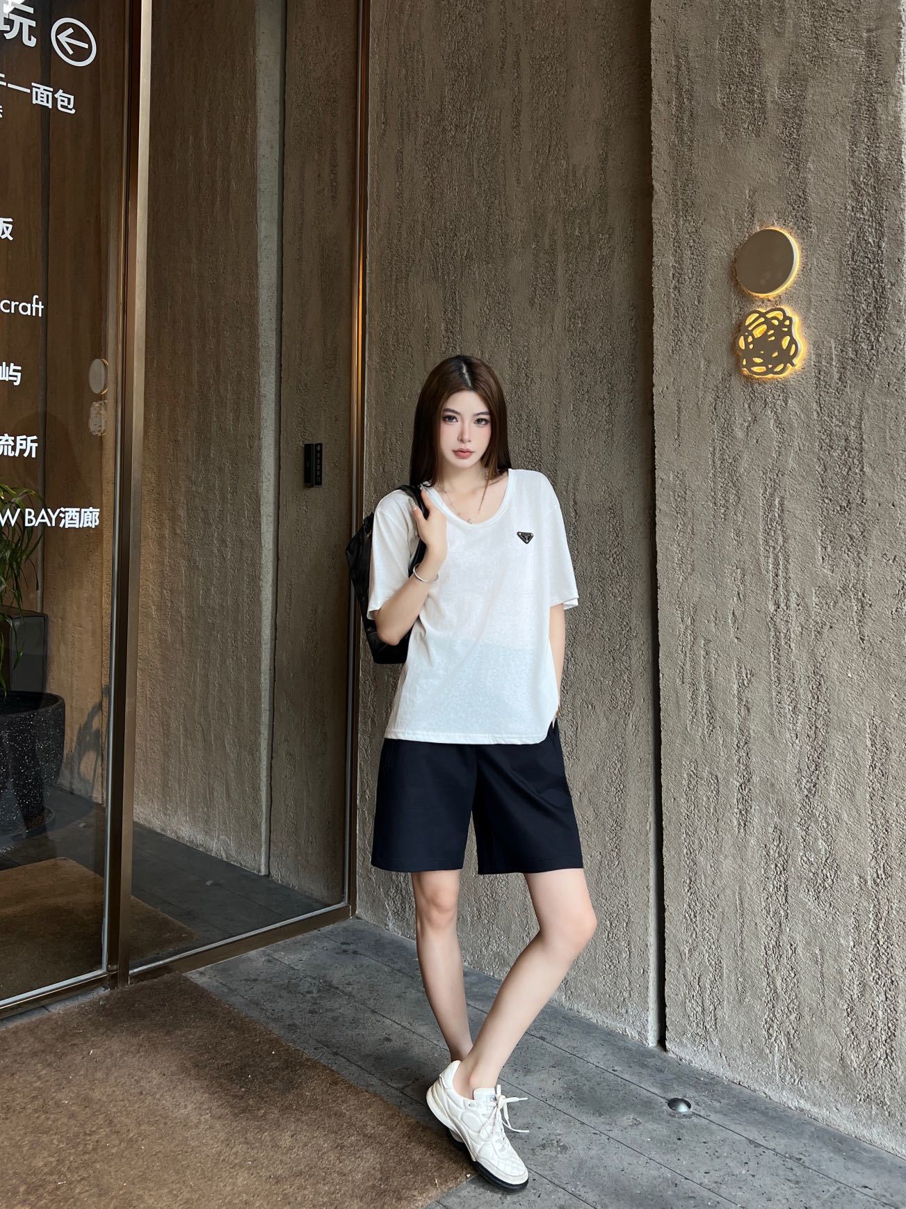 Pra 26ss v-neck t-shirt