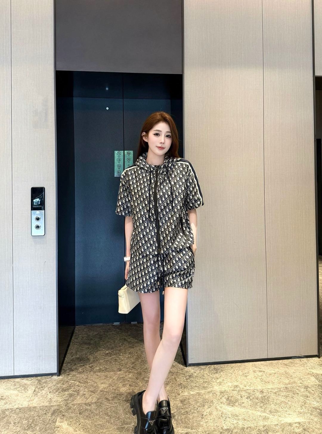 CD 26ss monograw suit