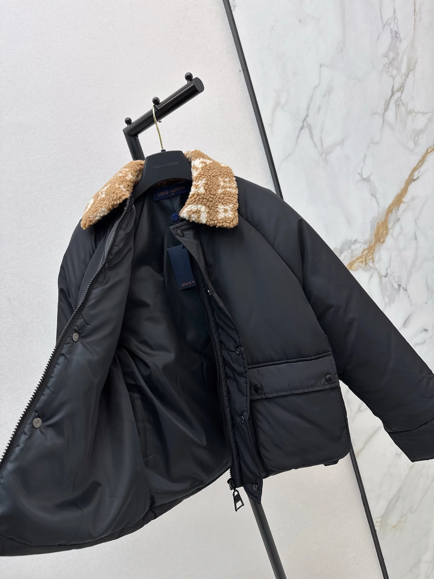 Louis 25fw padded jacket