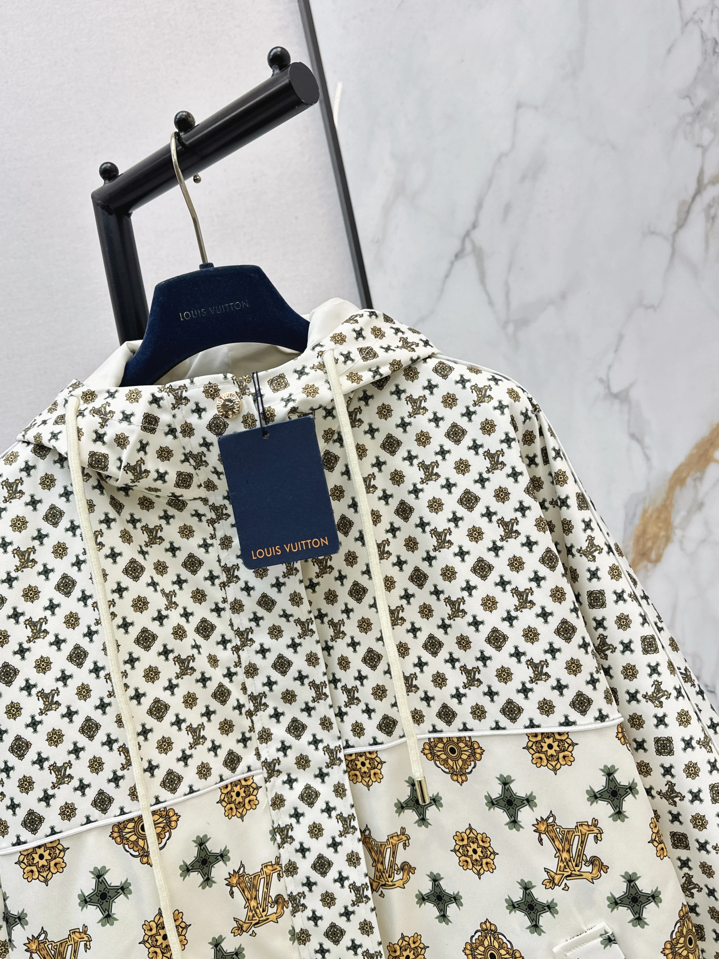 Louis 26ss hooded zipper trench coats