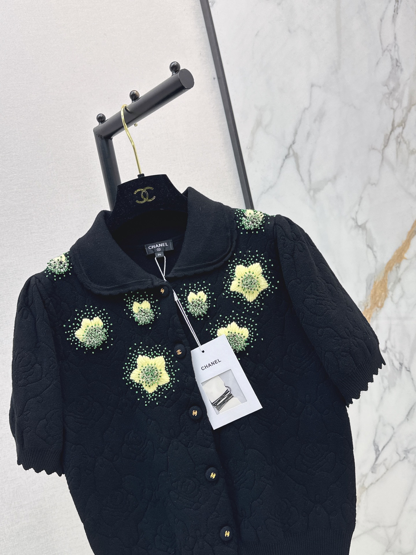Chan 26ss 3d floarl knit sweater