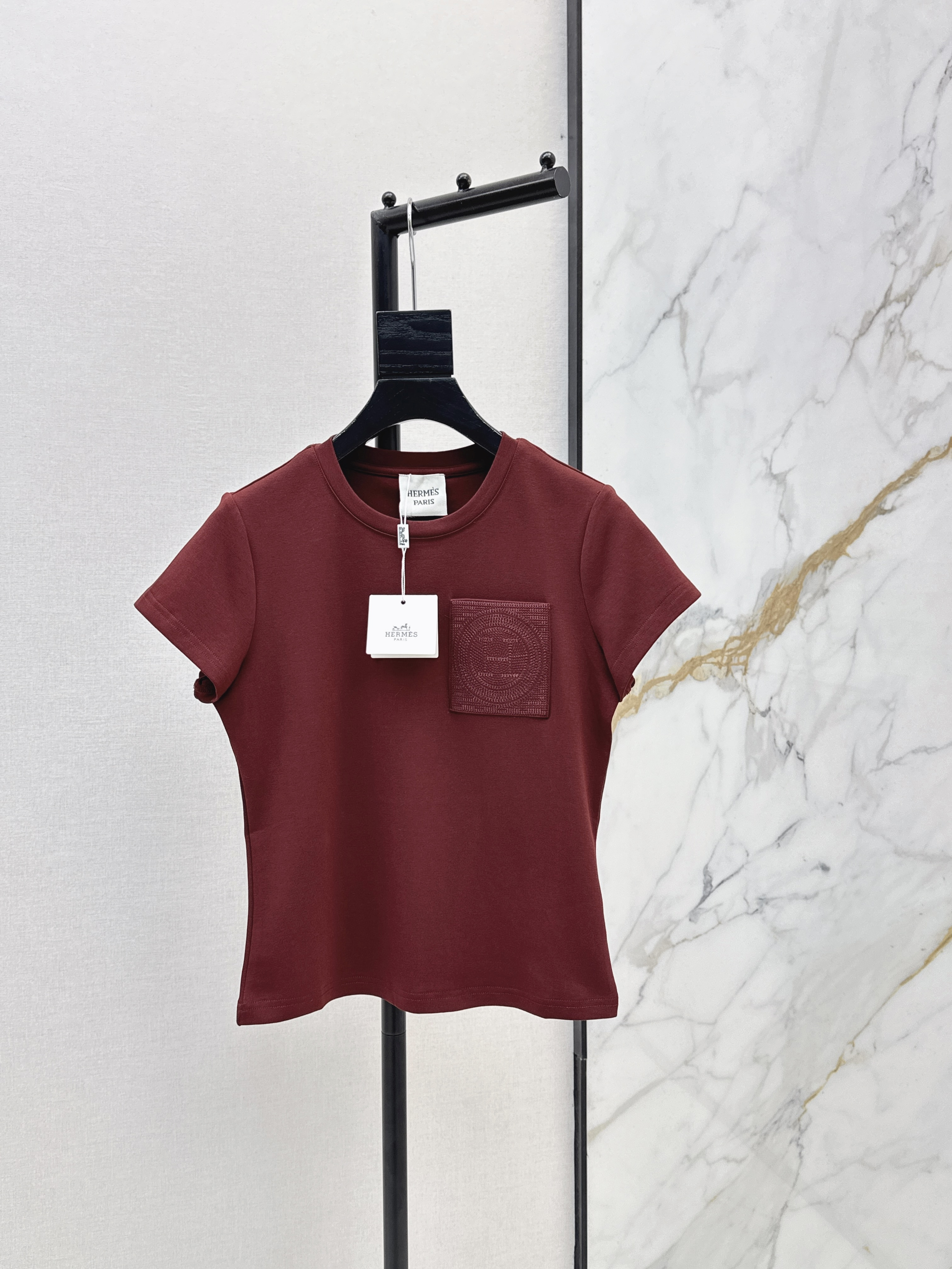Her 26ss t-shirt