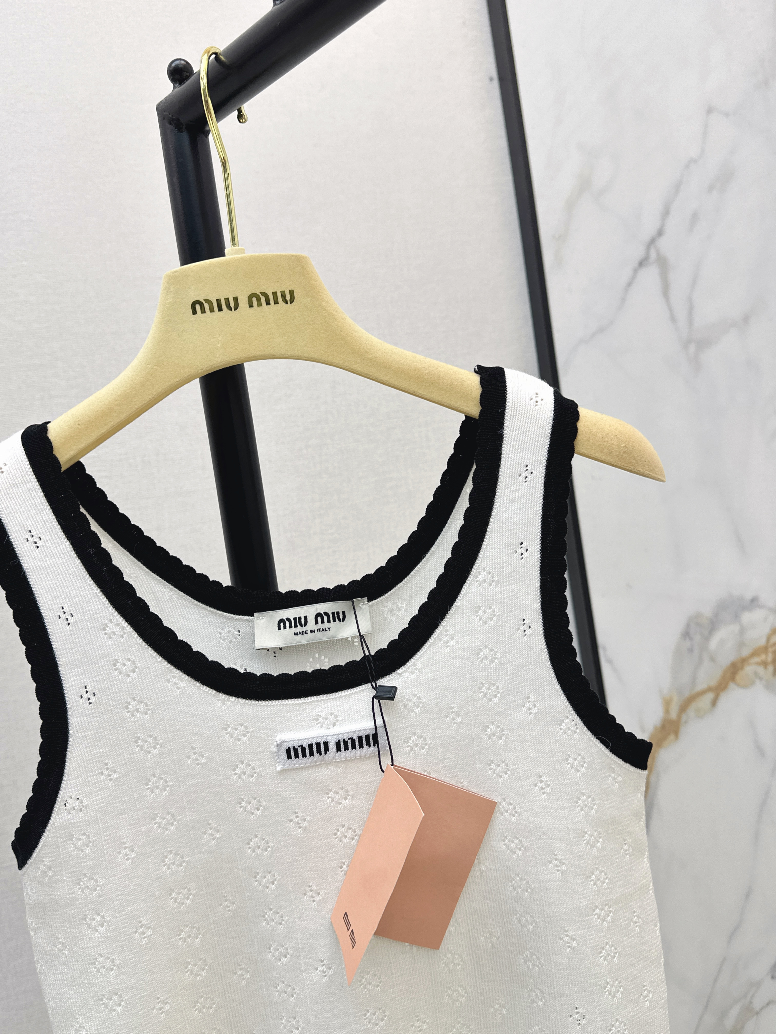 Miu 26ss knit crop vest