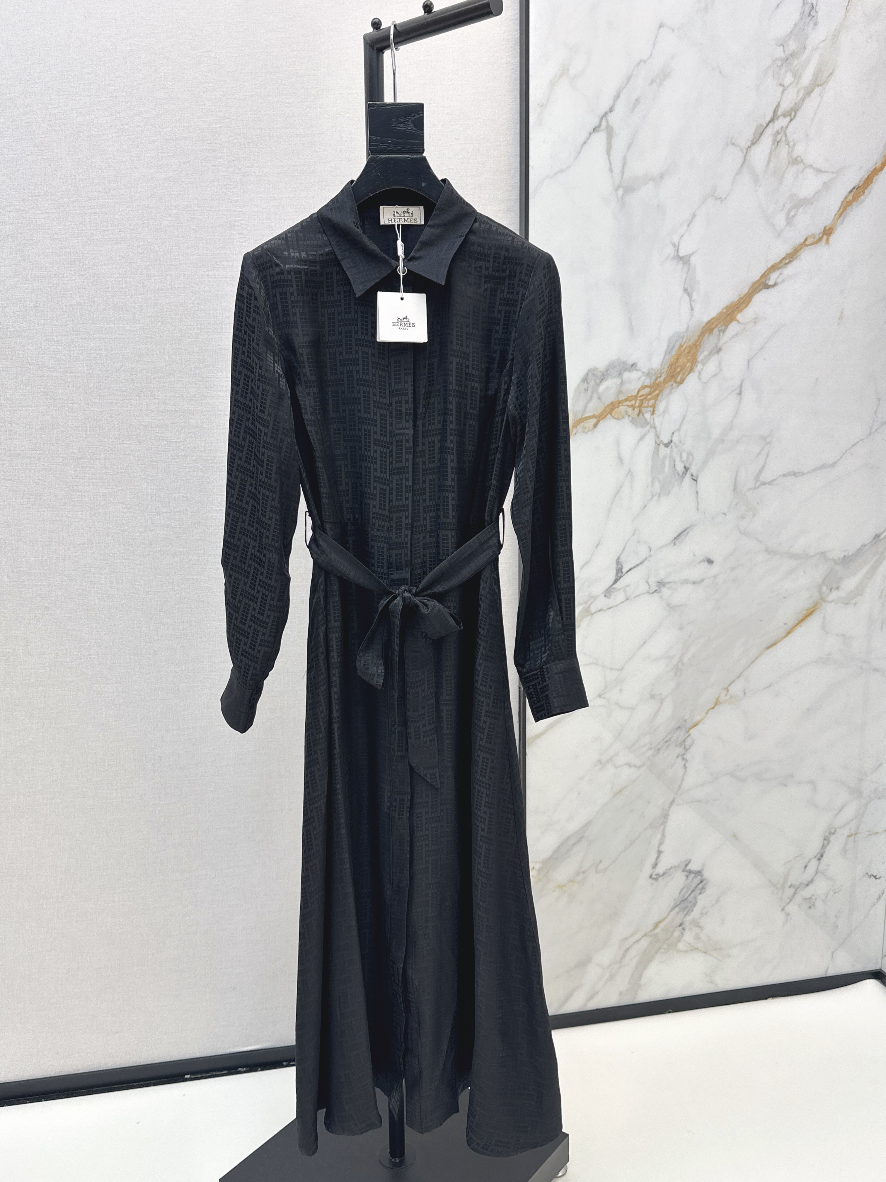 Her 26ss jacquard silk dress