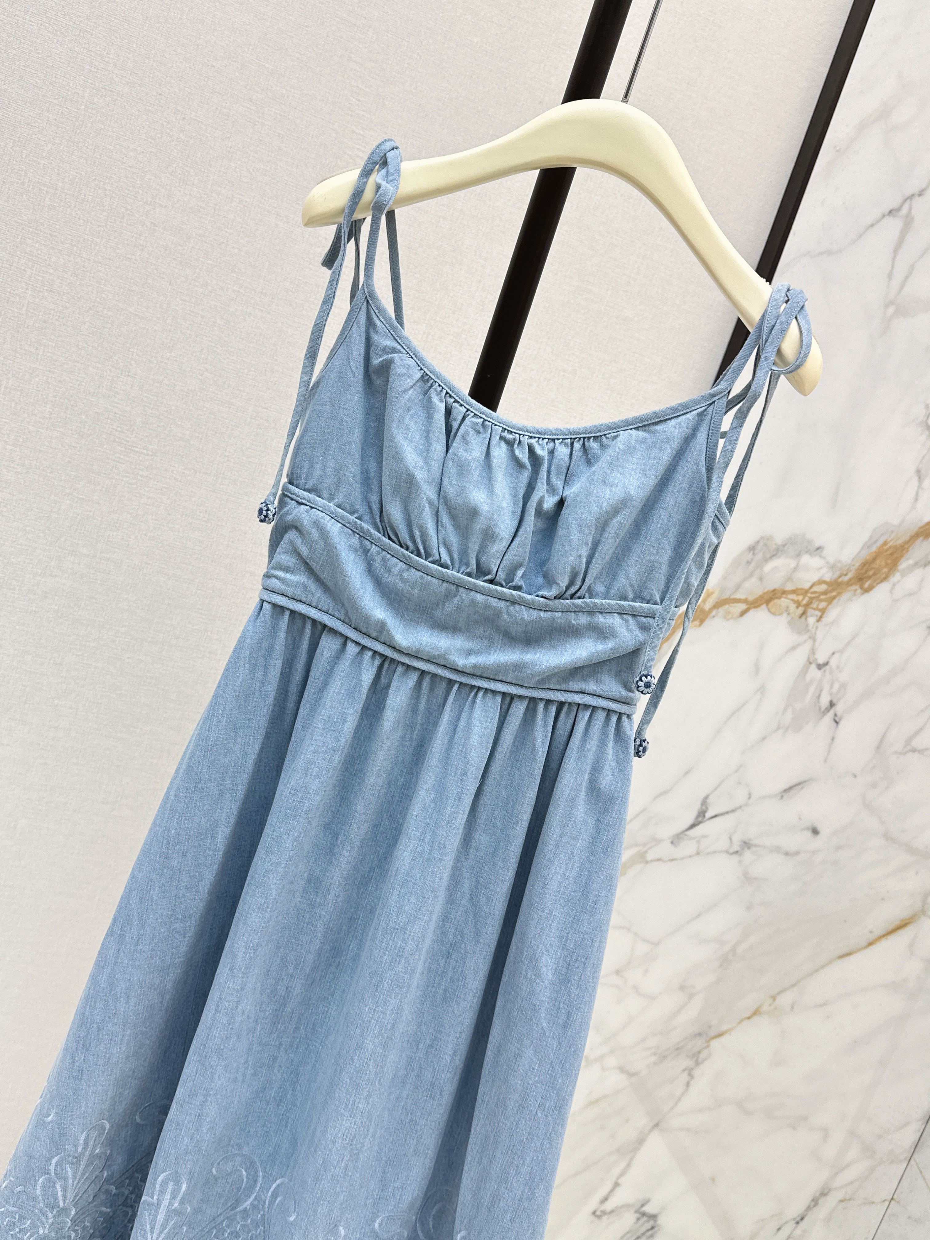Zimm 26SS Tie-Strap Embroidered Midi Dress