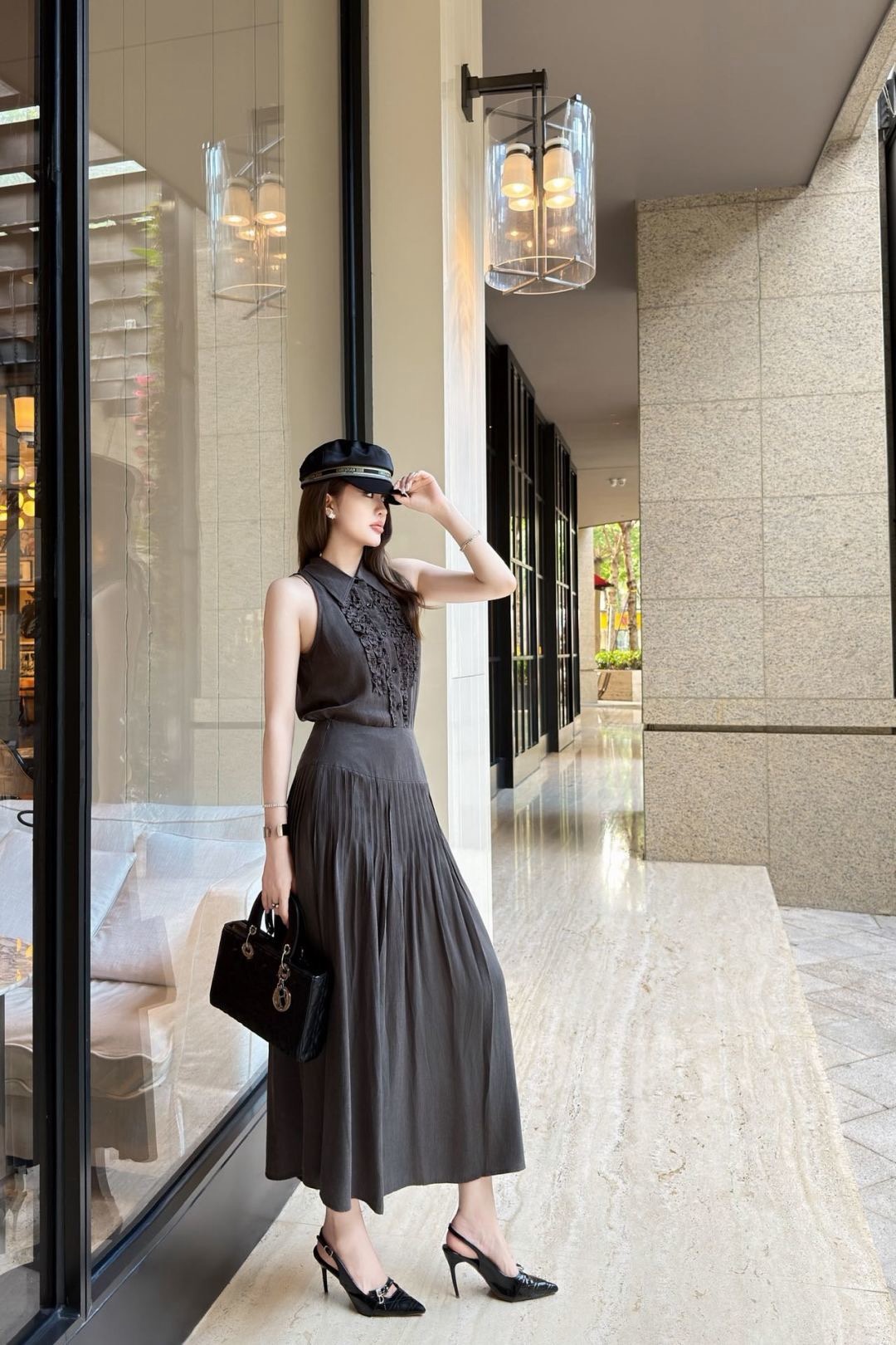CD 26ss sleeveless shirt skirt set