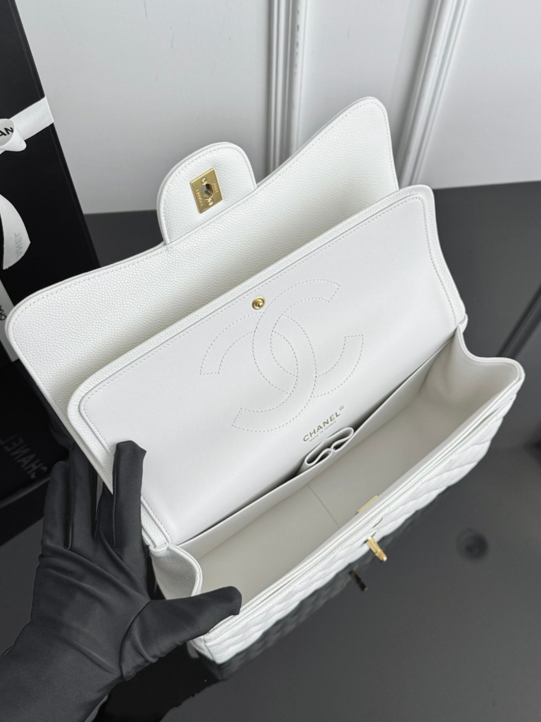 Chan cf30 chian shoulder bag