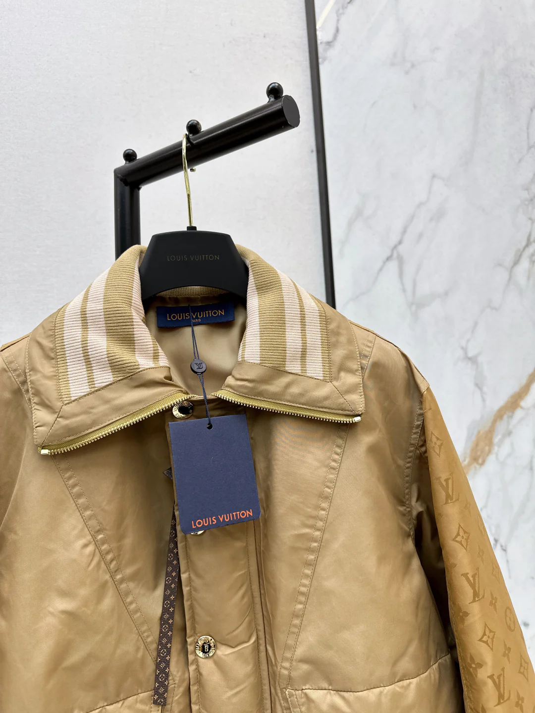 Loui 25fw padded jacket