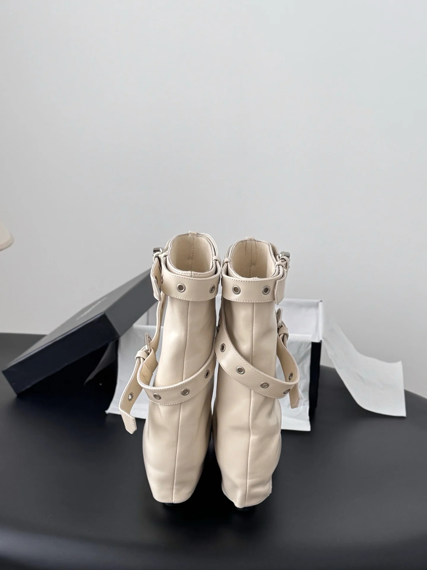 Chan 25fw boots