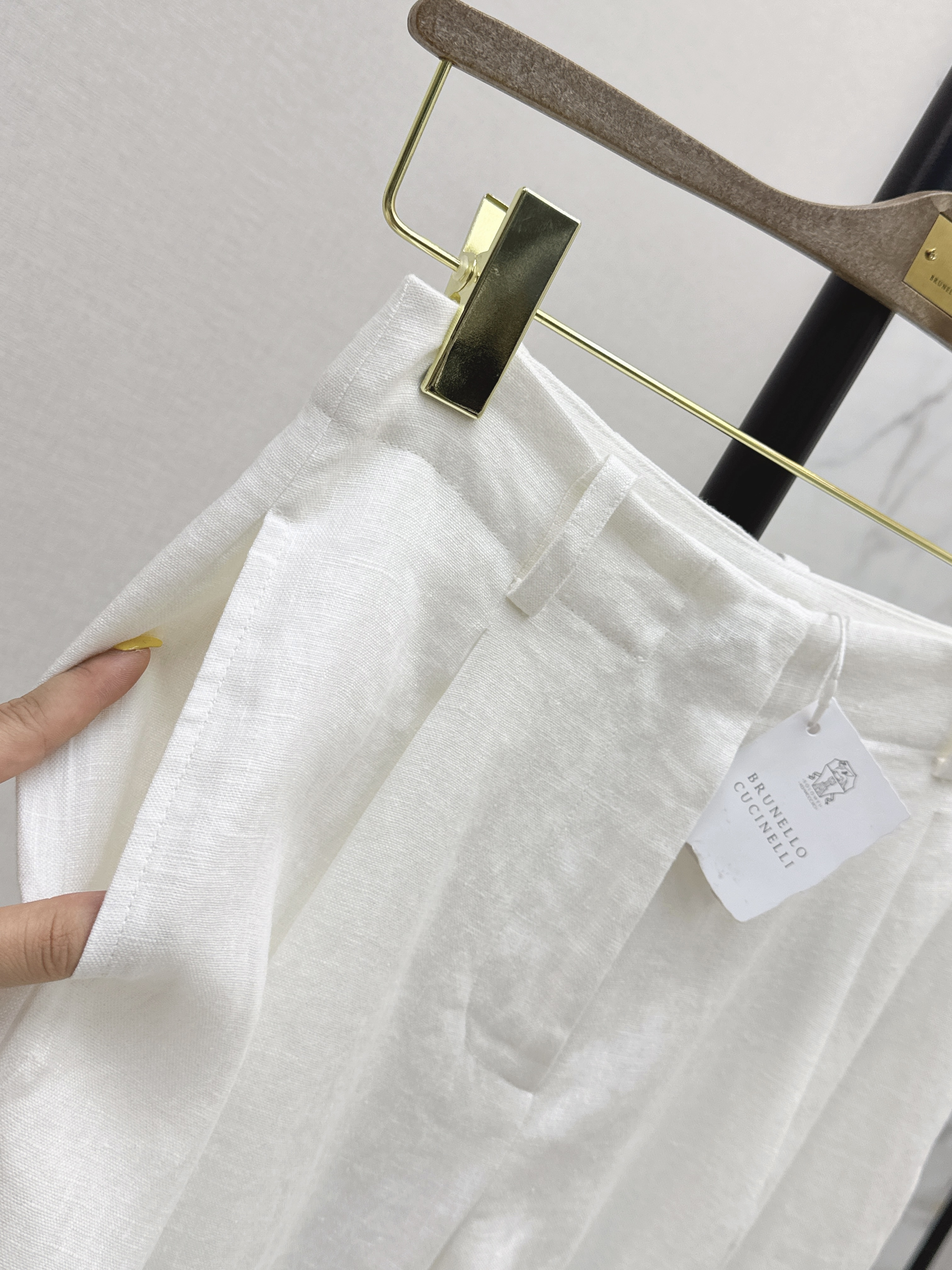 Brunello 26SS High-Waisted Pleated Wide-Leg Pants