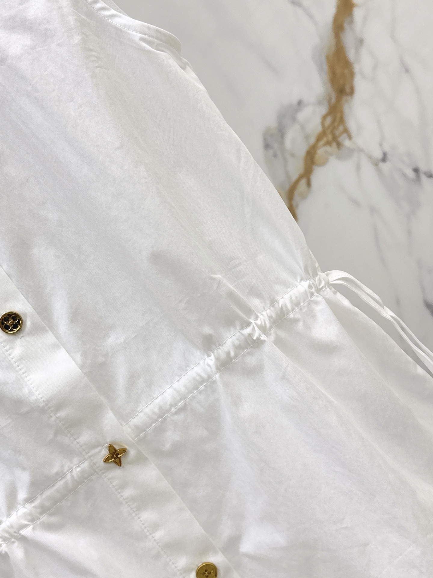 Loui 26ss sleeveless shirt