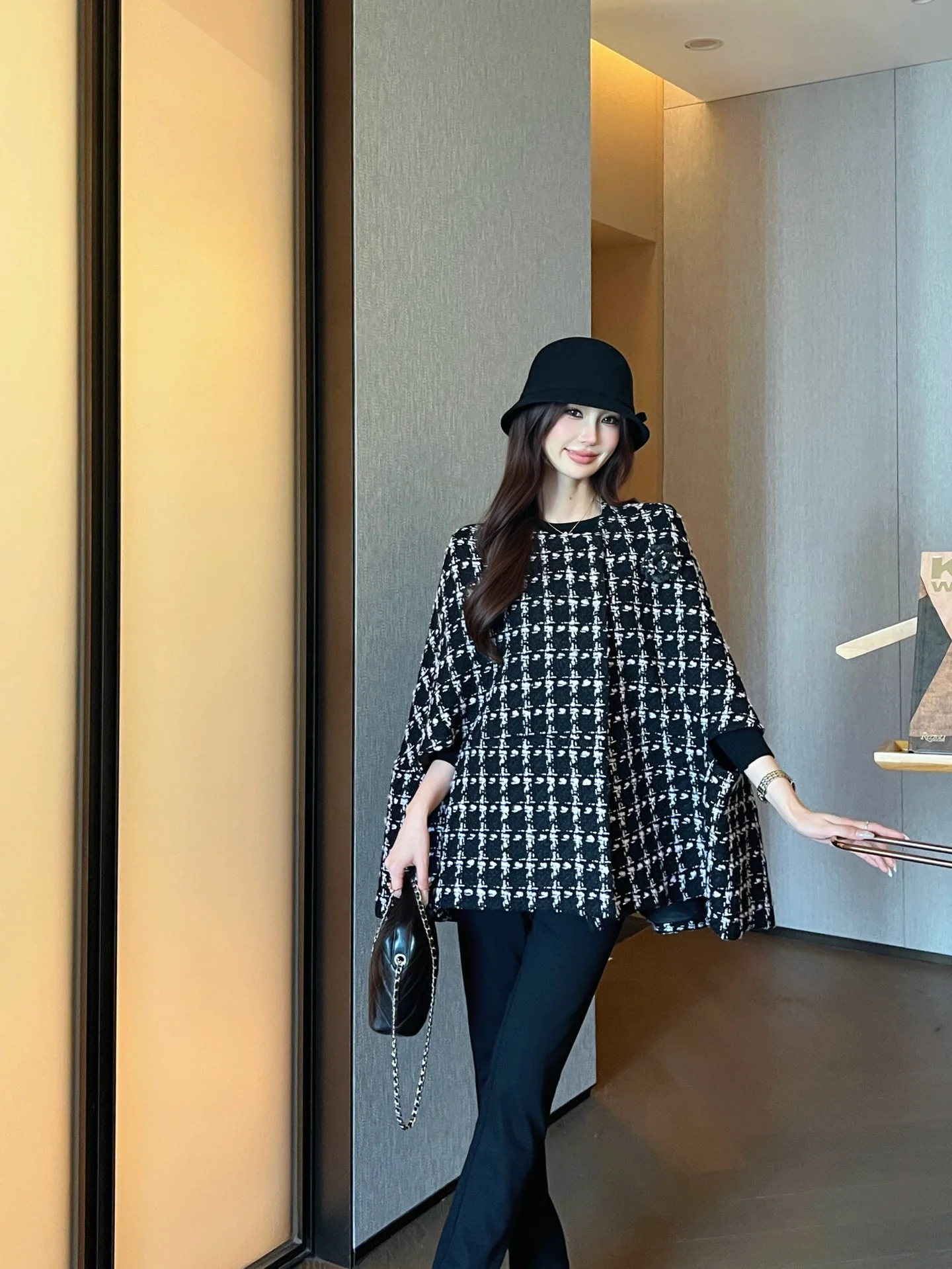Chan 25fw check cape coat