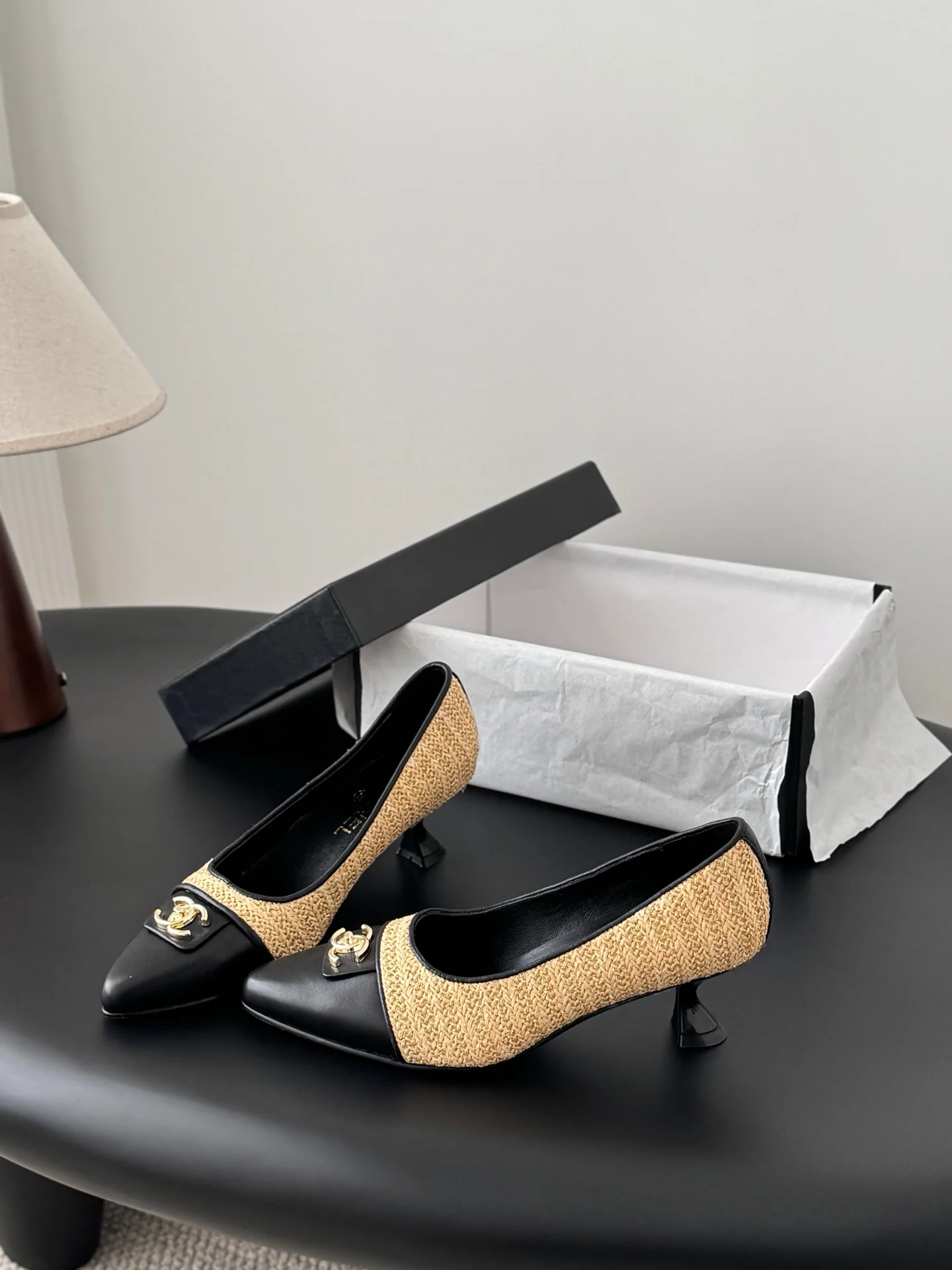 Chan 26ss kitten heel