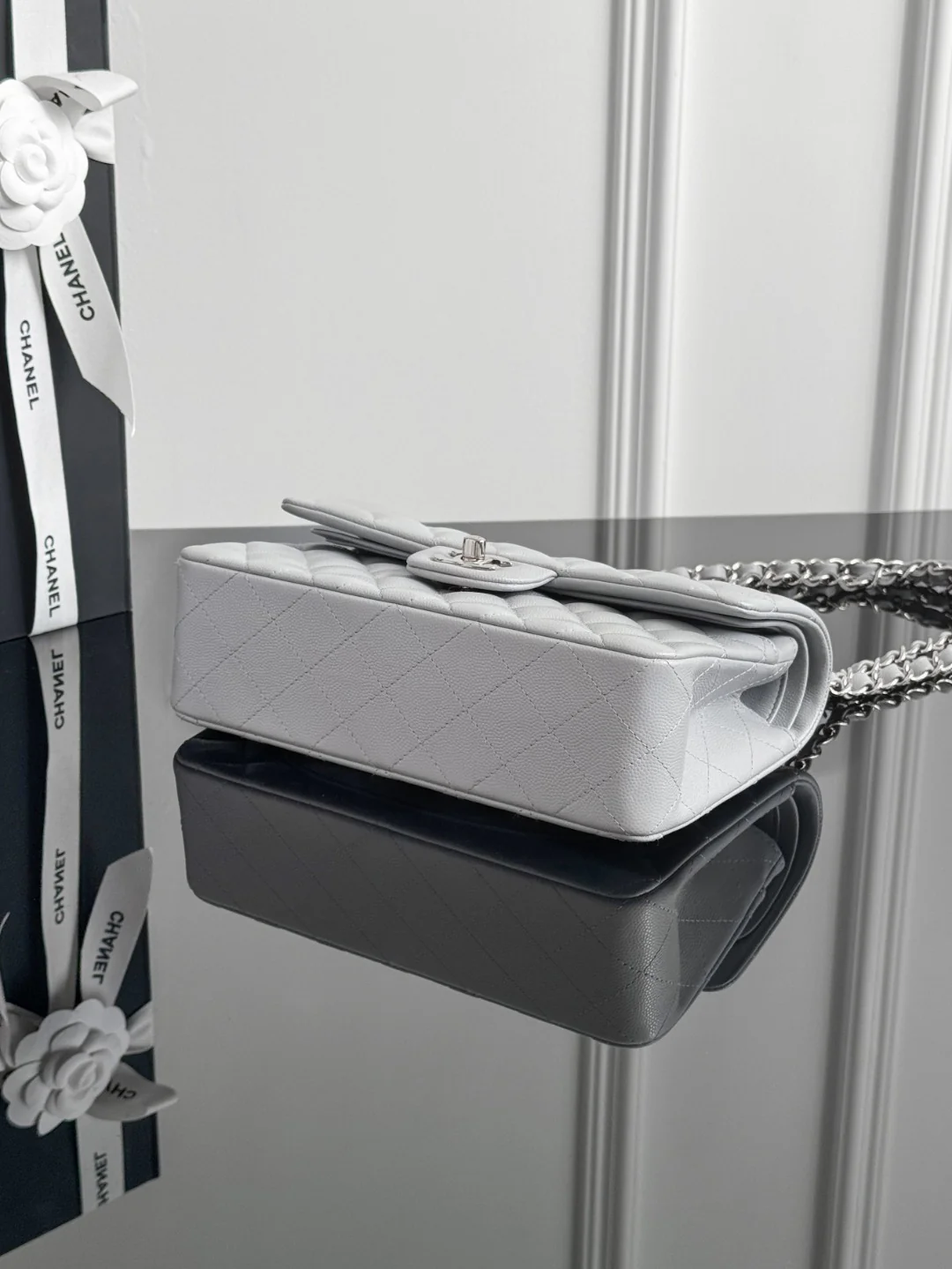 Chan cf23 chain shoulder bag