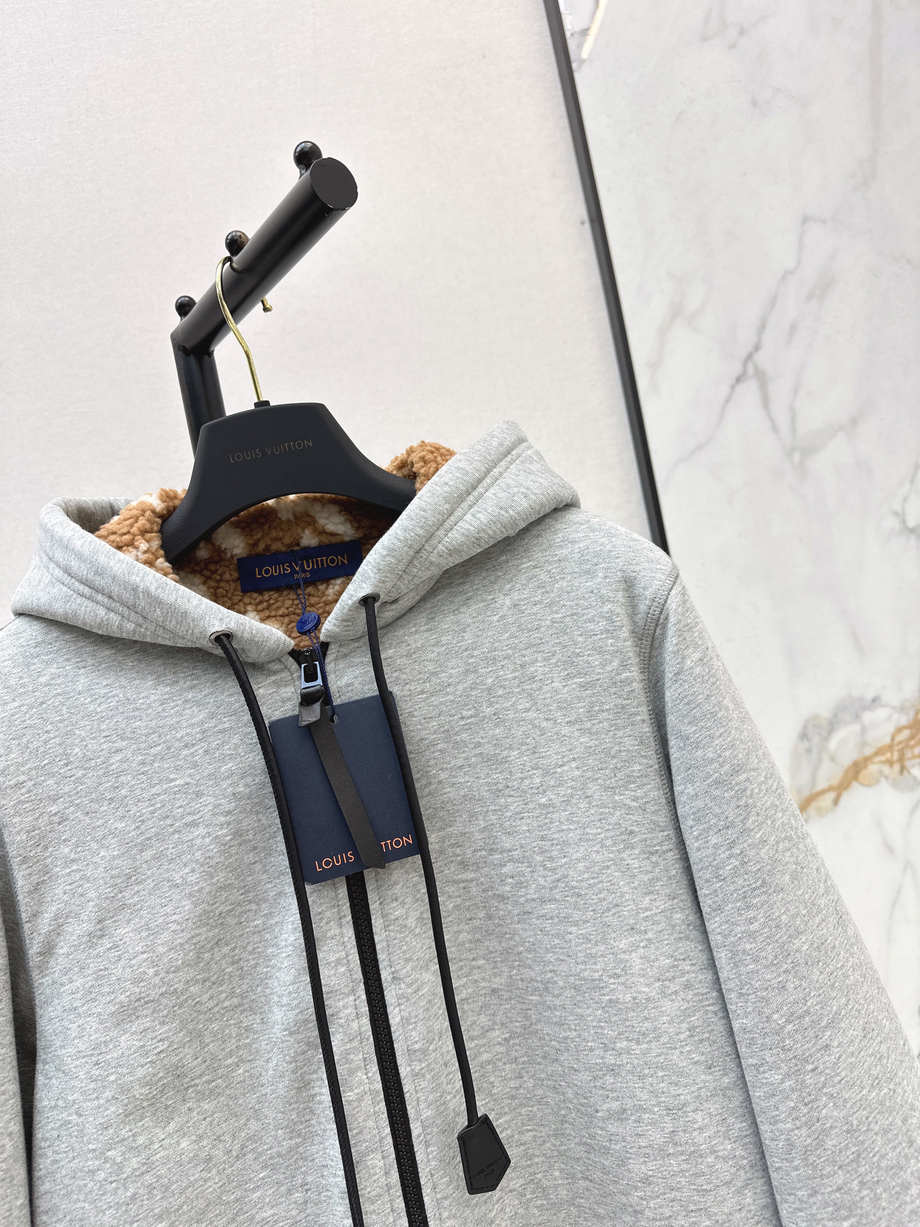 Louis 26ss casual hooded jacket