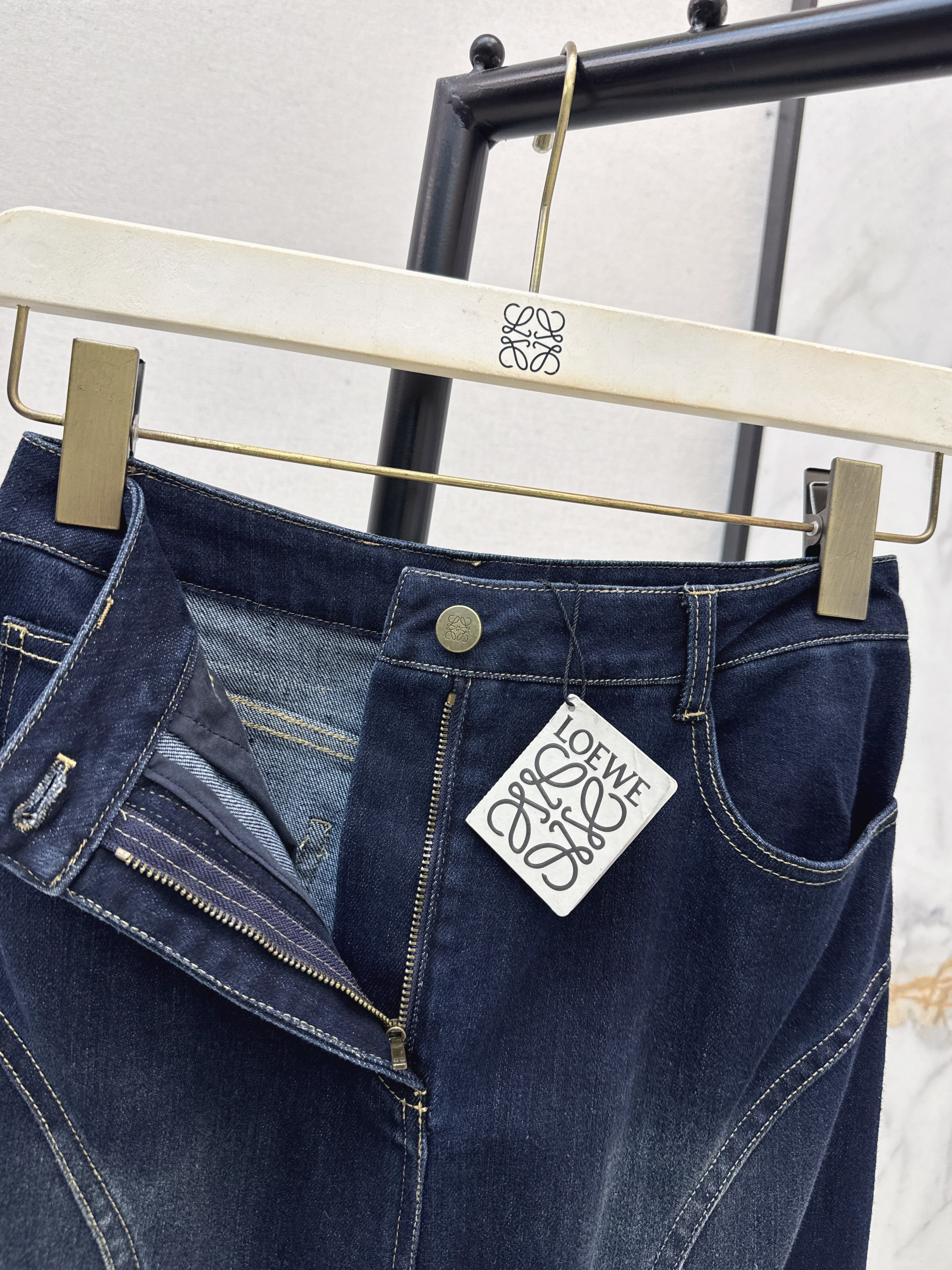 Loe 26ss mermaid skirt