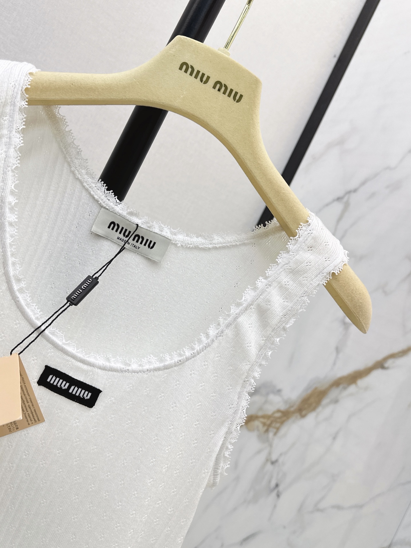 Miu 26ss lace trim vest