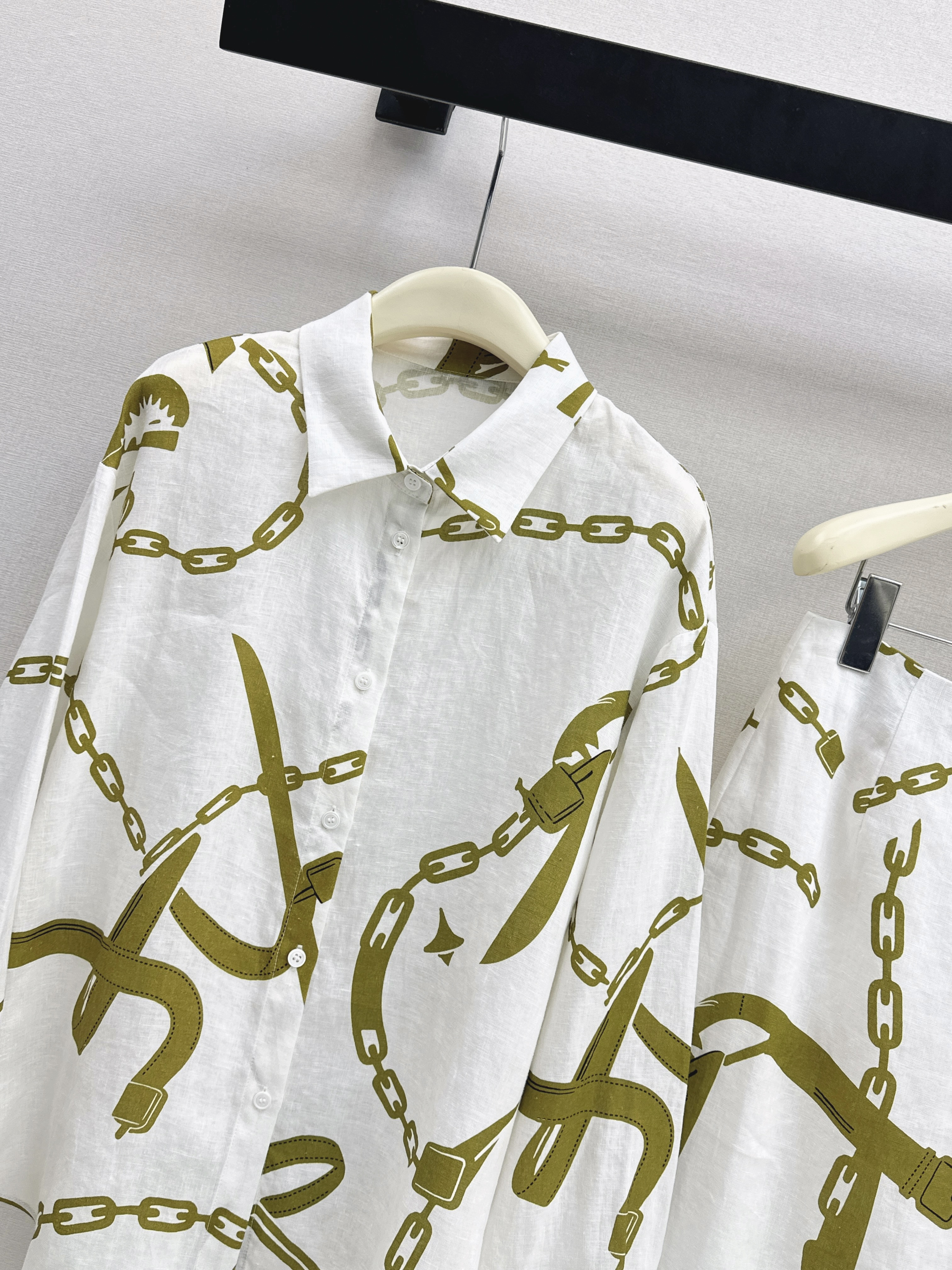 Herm 26ss print shirt skirt set