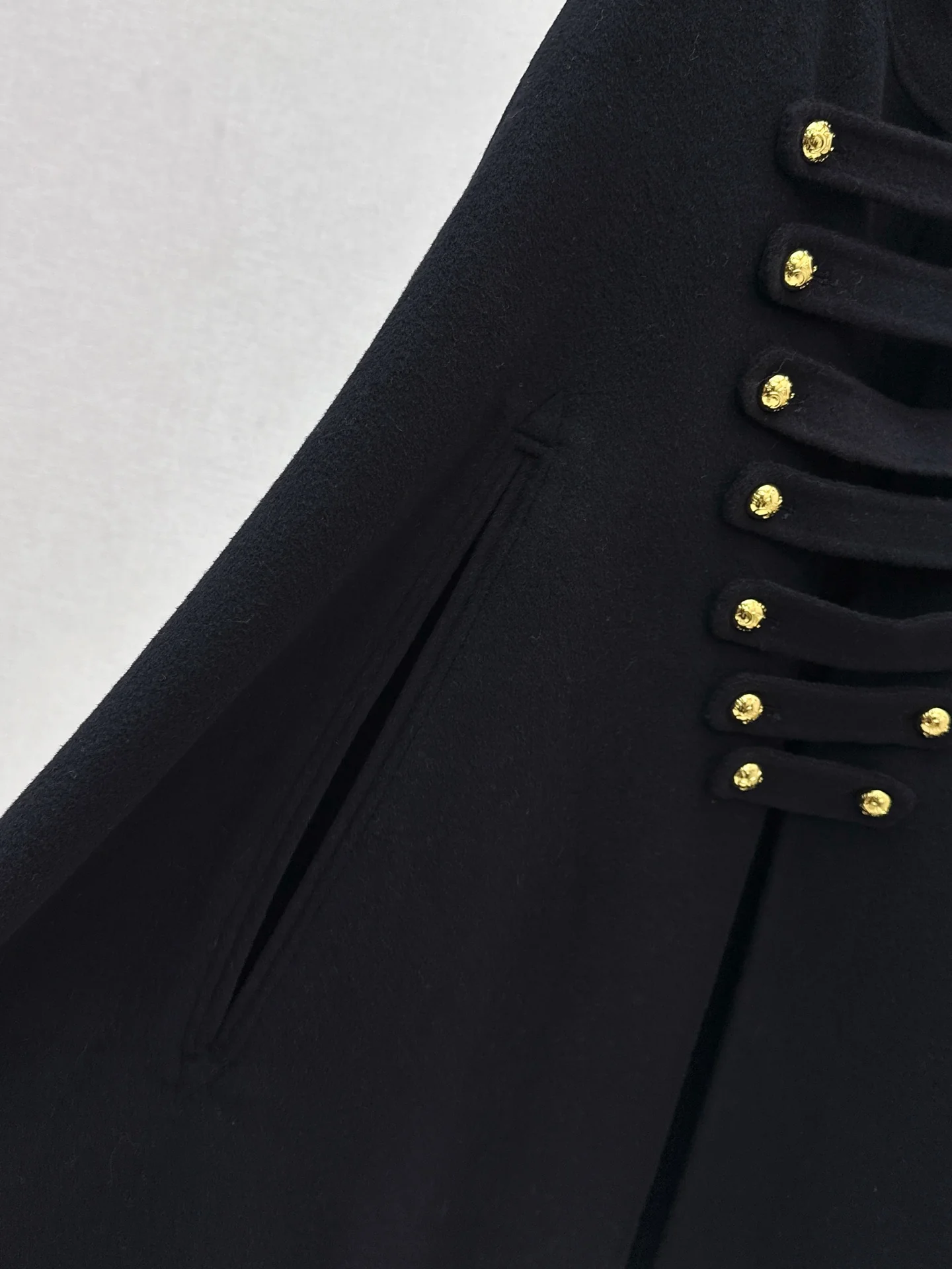 Celi 25fw cape coats