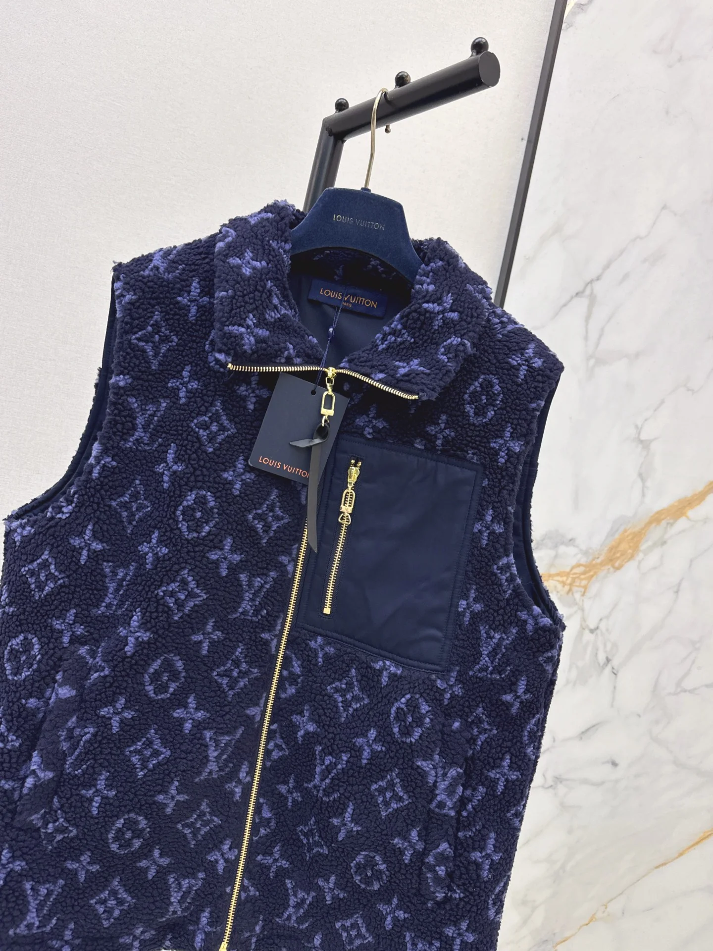 Louis 25fw vest jacket