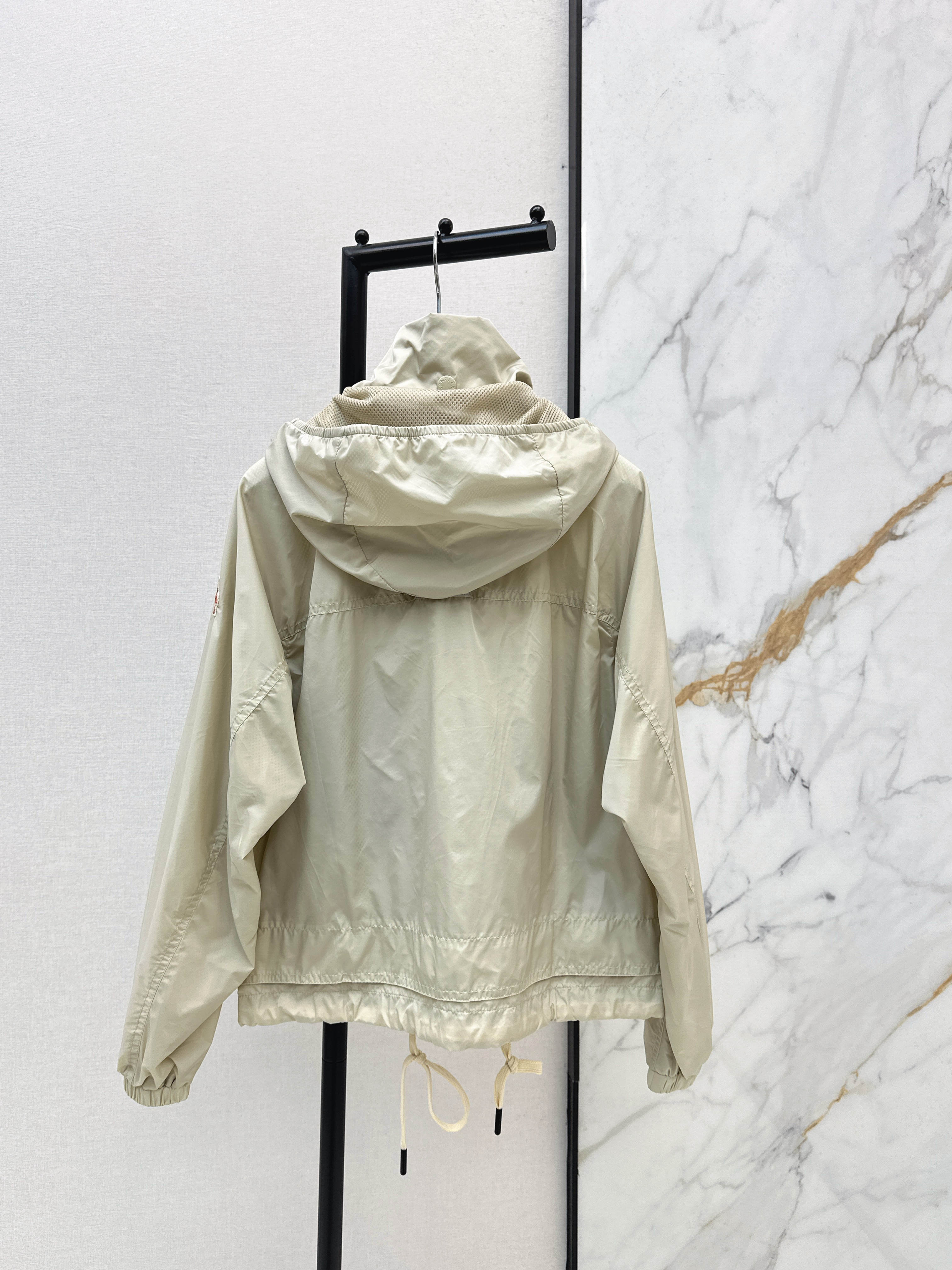 Monc 26ss trench coat