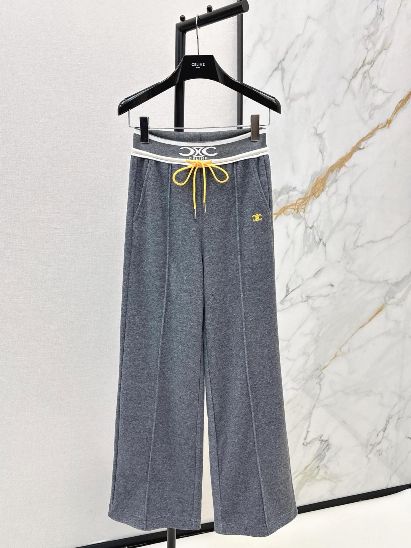 Celi 25fw straight pants