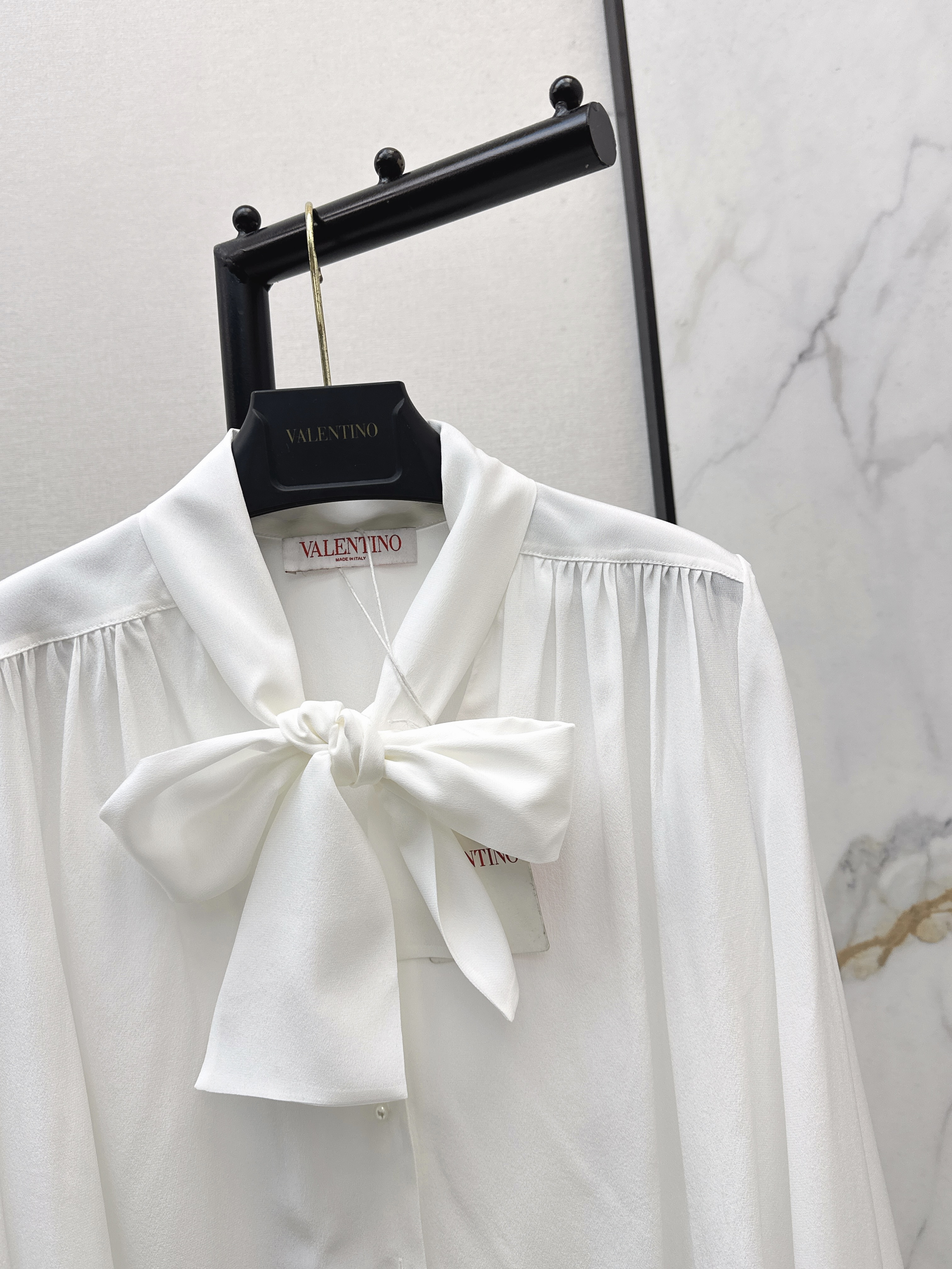 Valen 26ss silk shirt