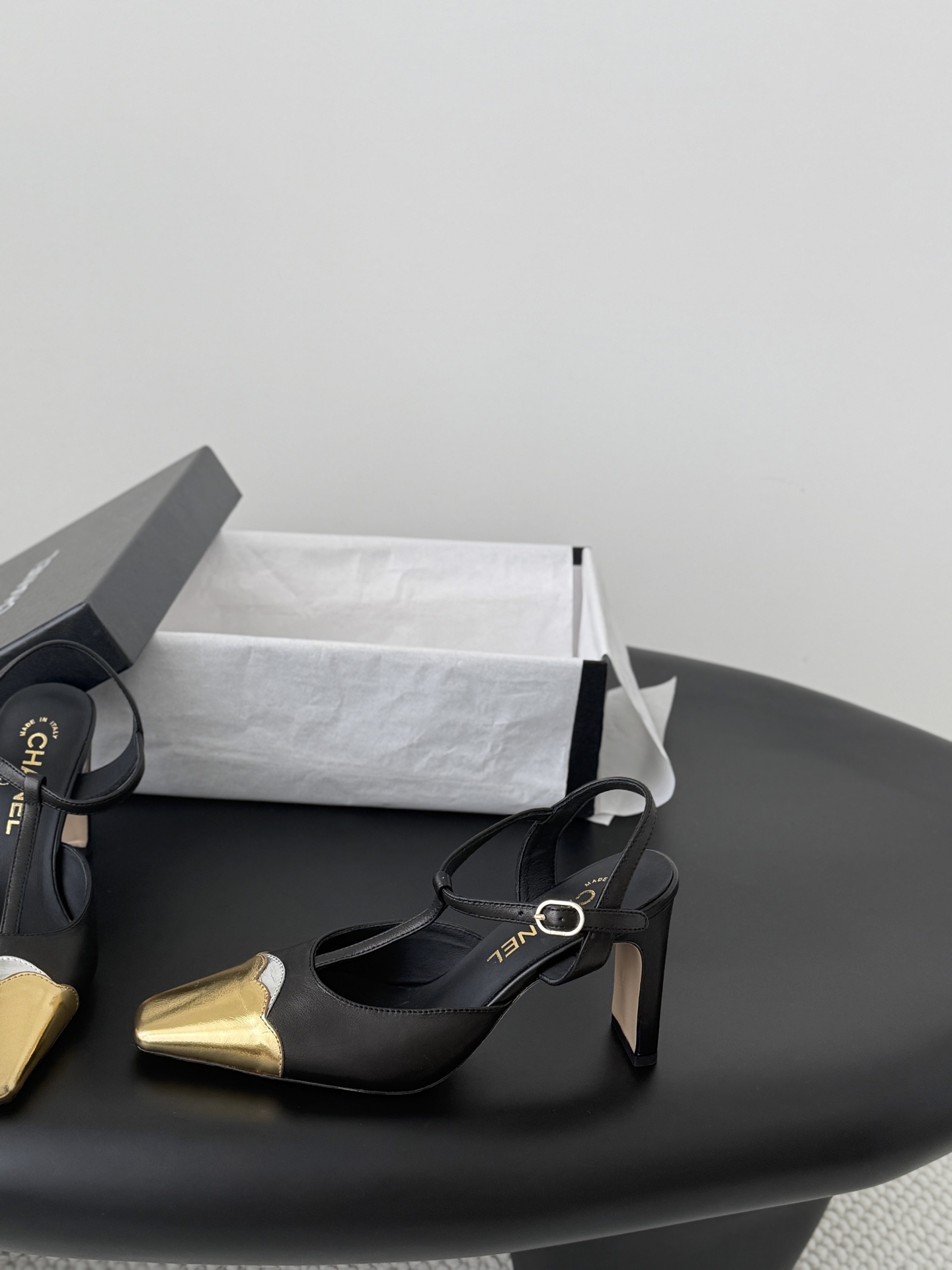 Chan 26P t-strap slingback heels