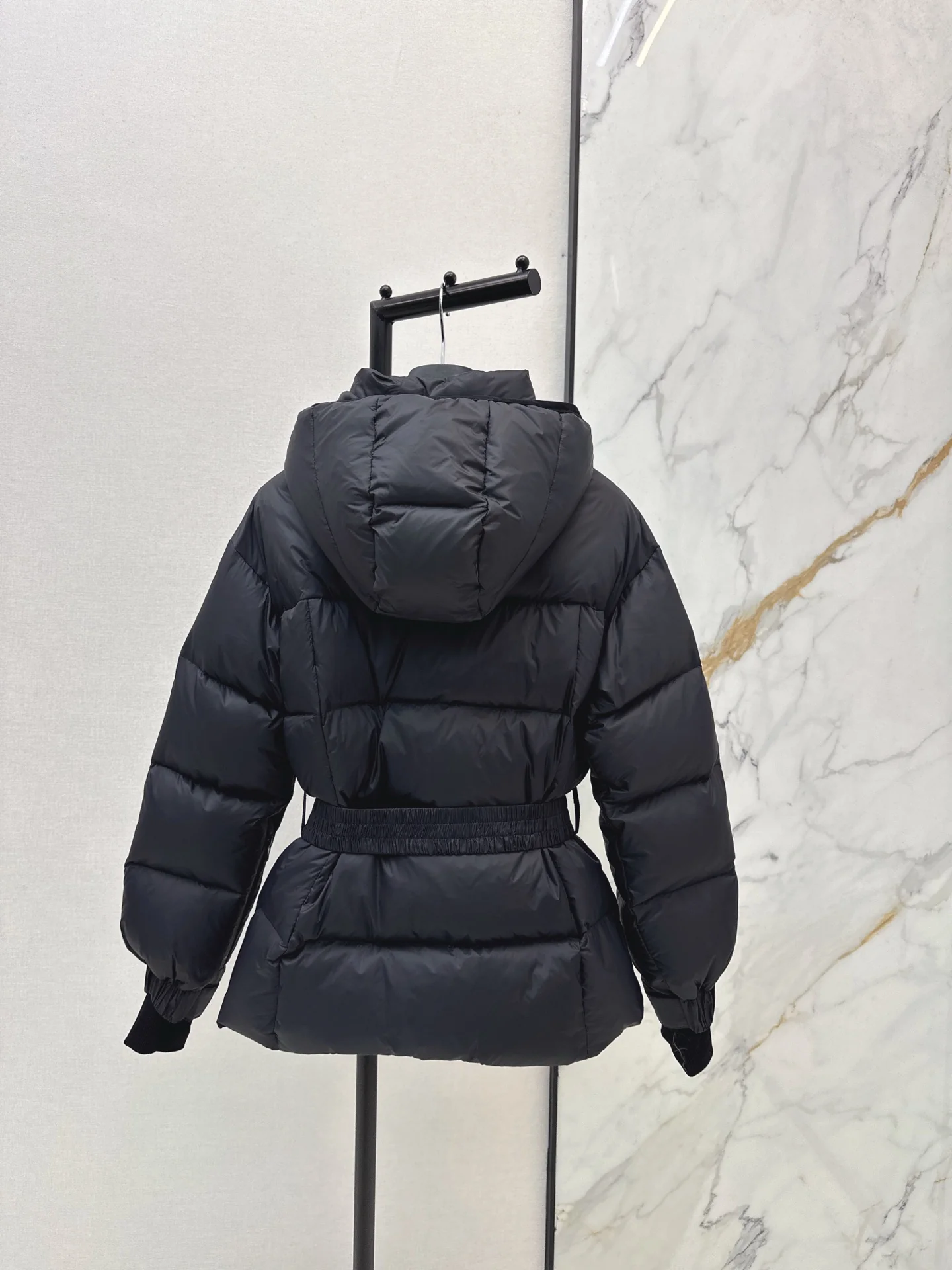 CD 25fw down jacket