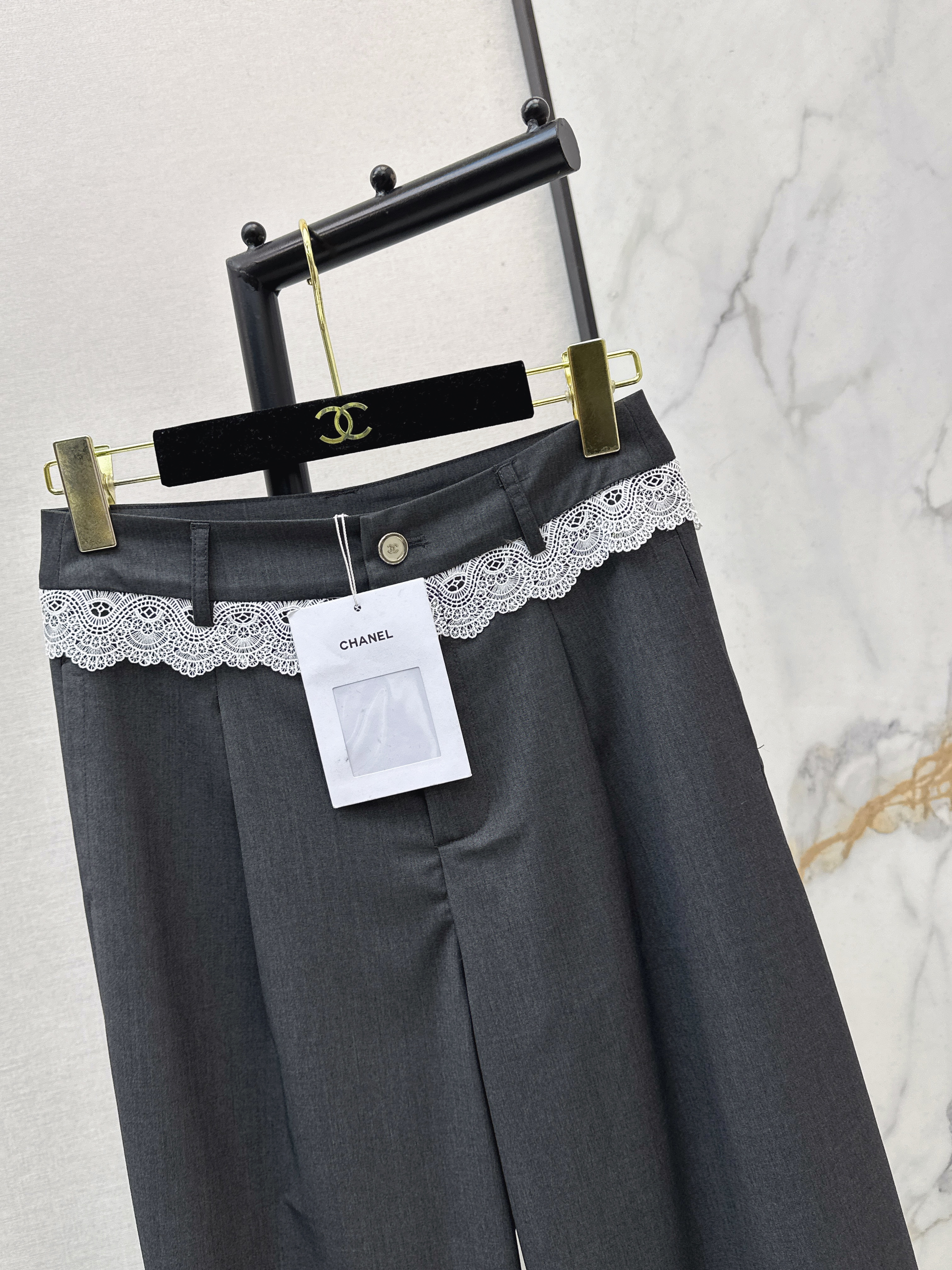 Chan 26ss contract lace pants