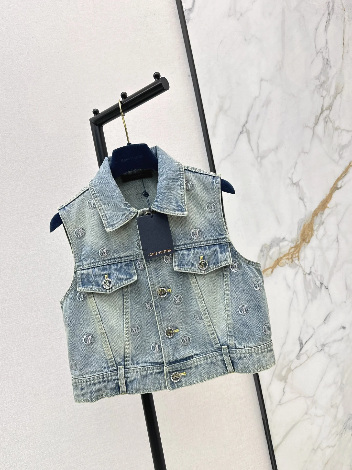 Louis 25fw embroidery denim vest