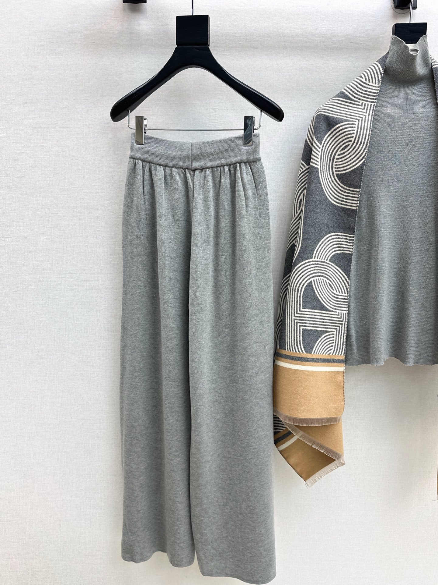 Herm 25fw base layer+shawl pants set