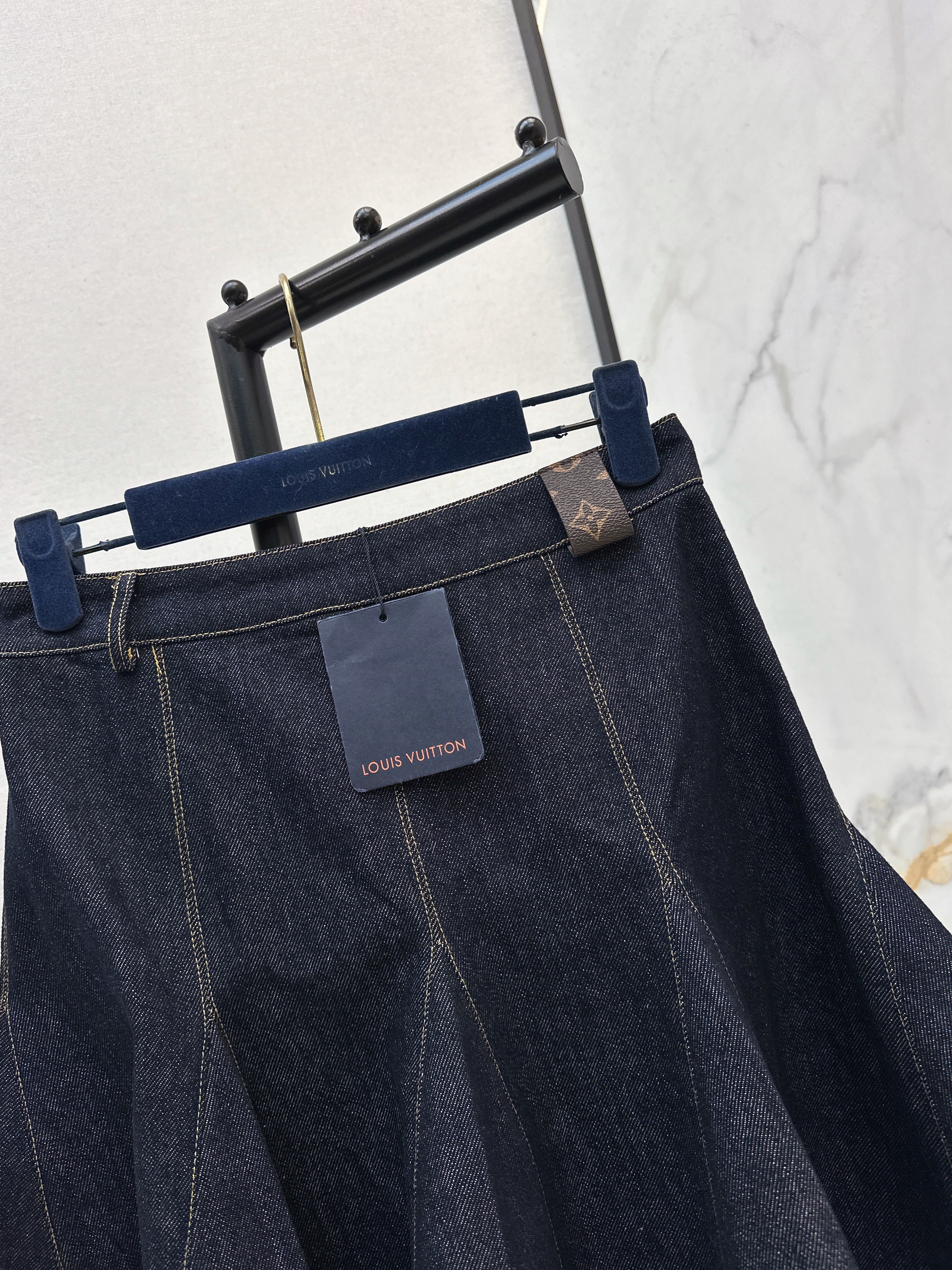Louis 26ss A-line denim skirts