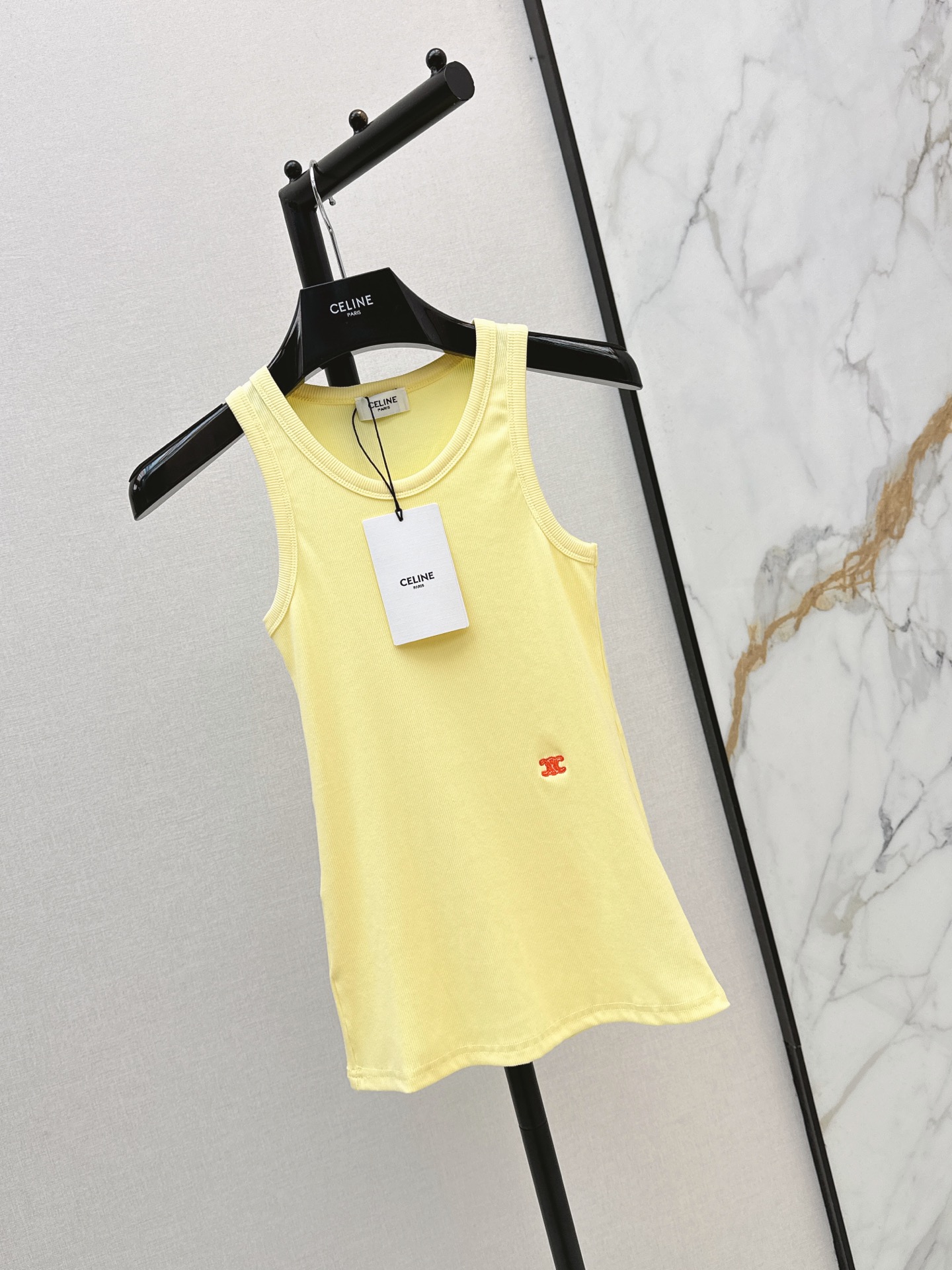 Celi 26ss rib knit vest