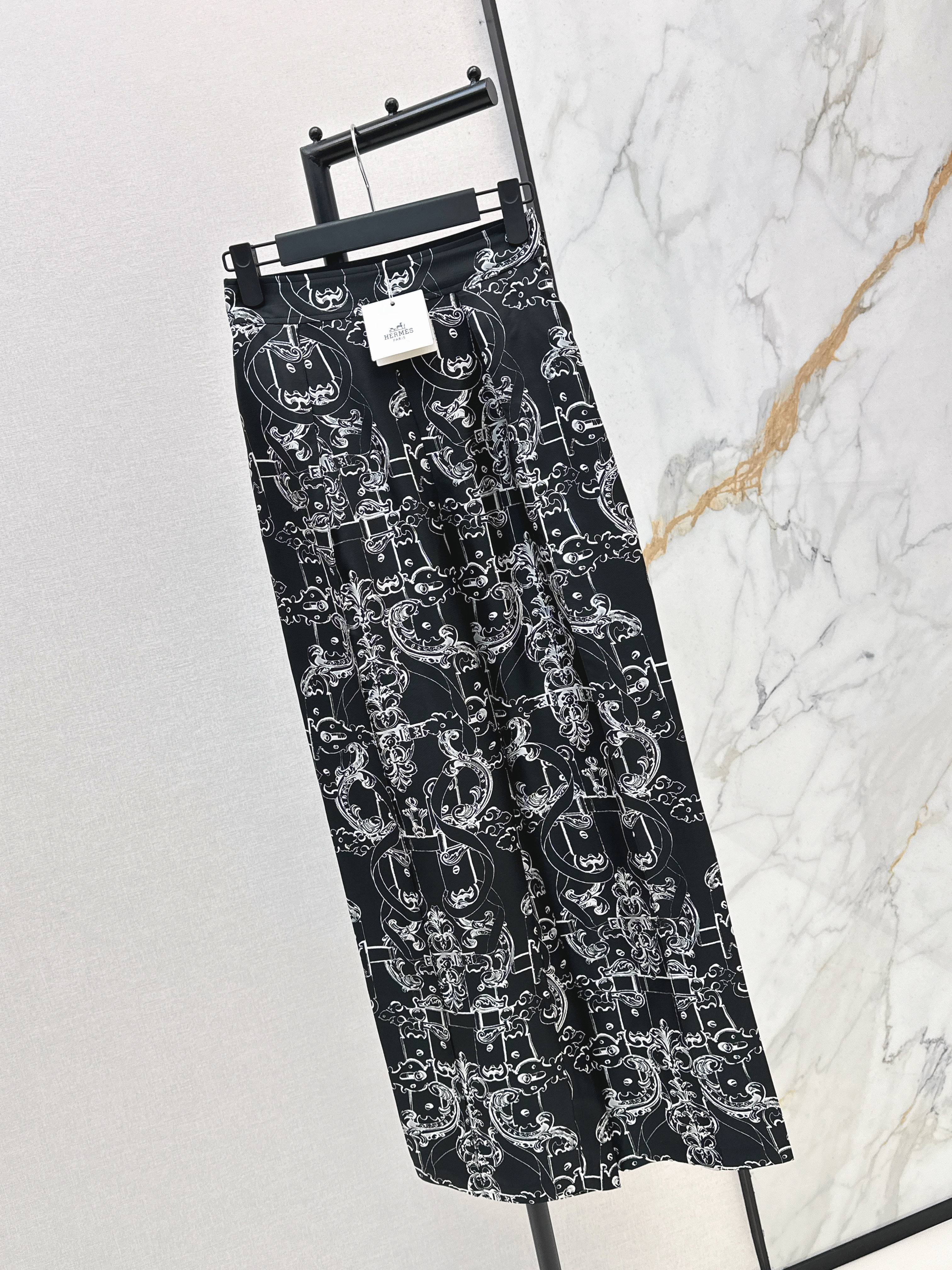 Her 26ss print pants