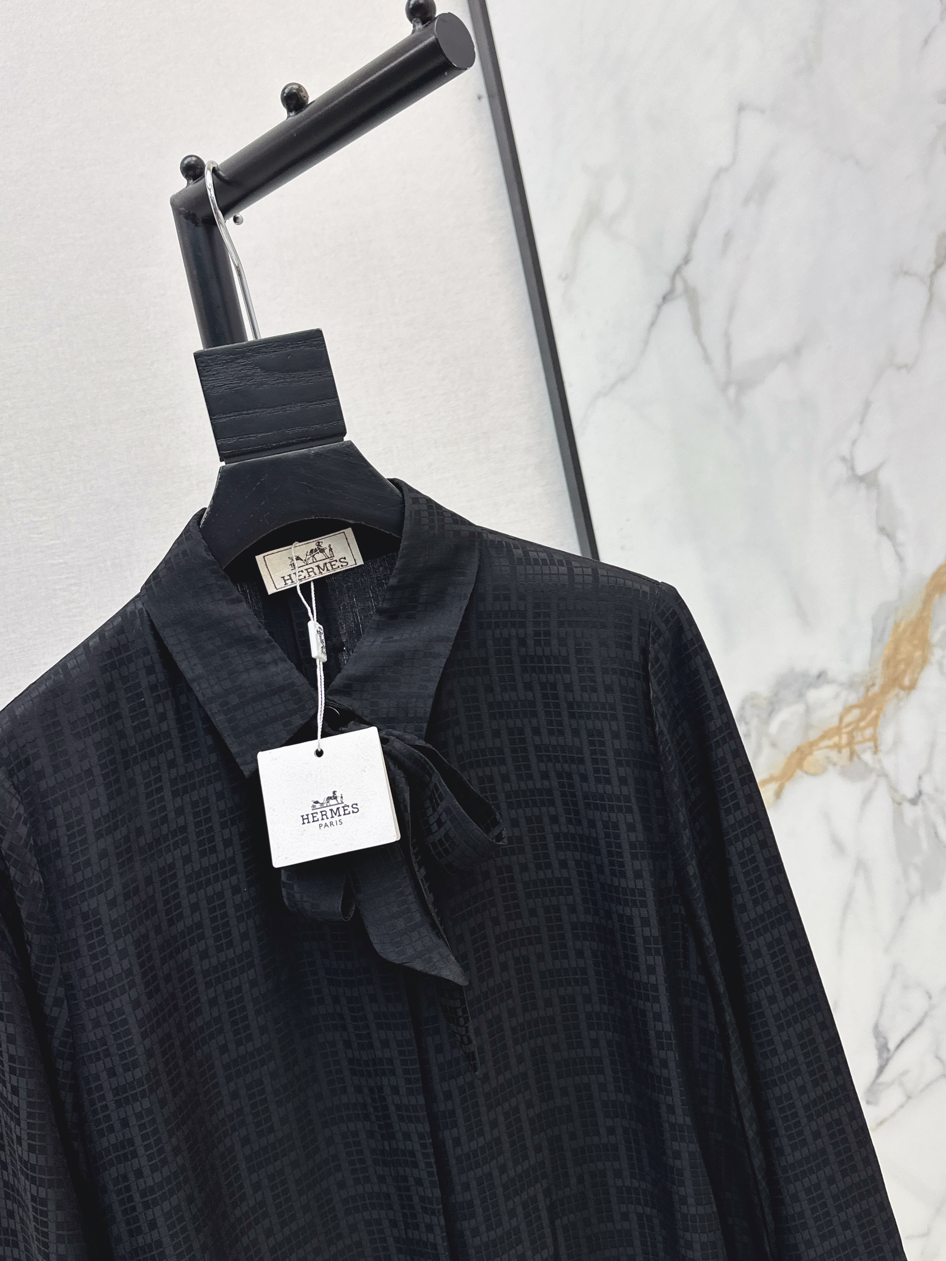 Her 26ss jacquard silk shirt
