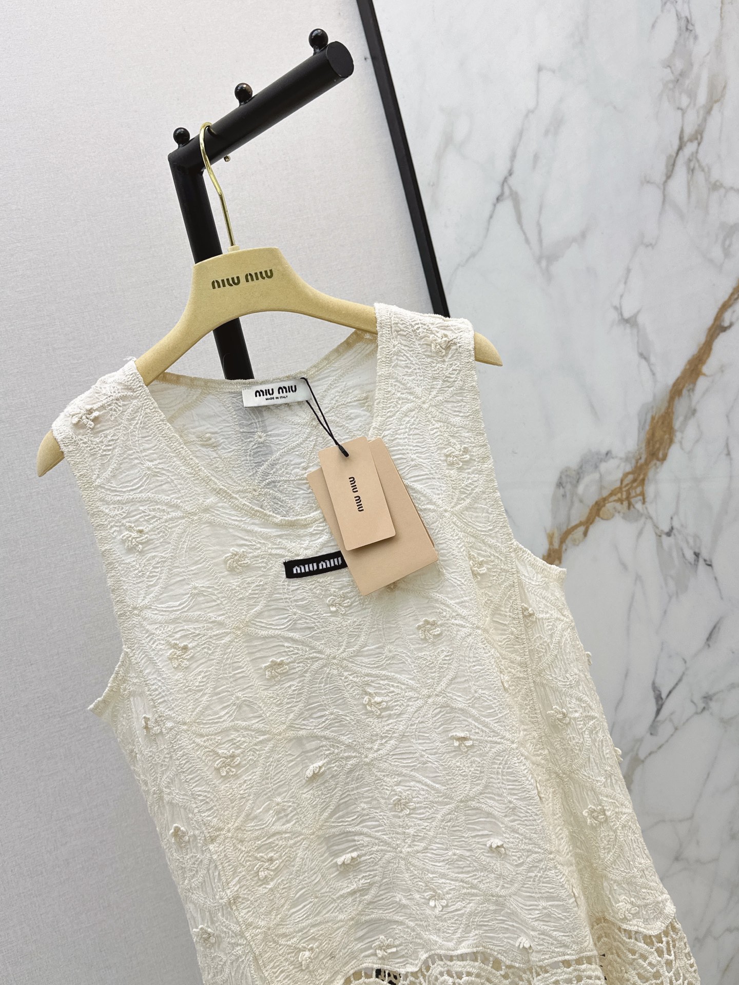 Miu 26ss embroidert vest