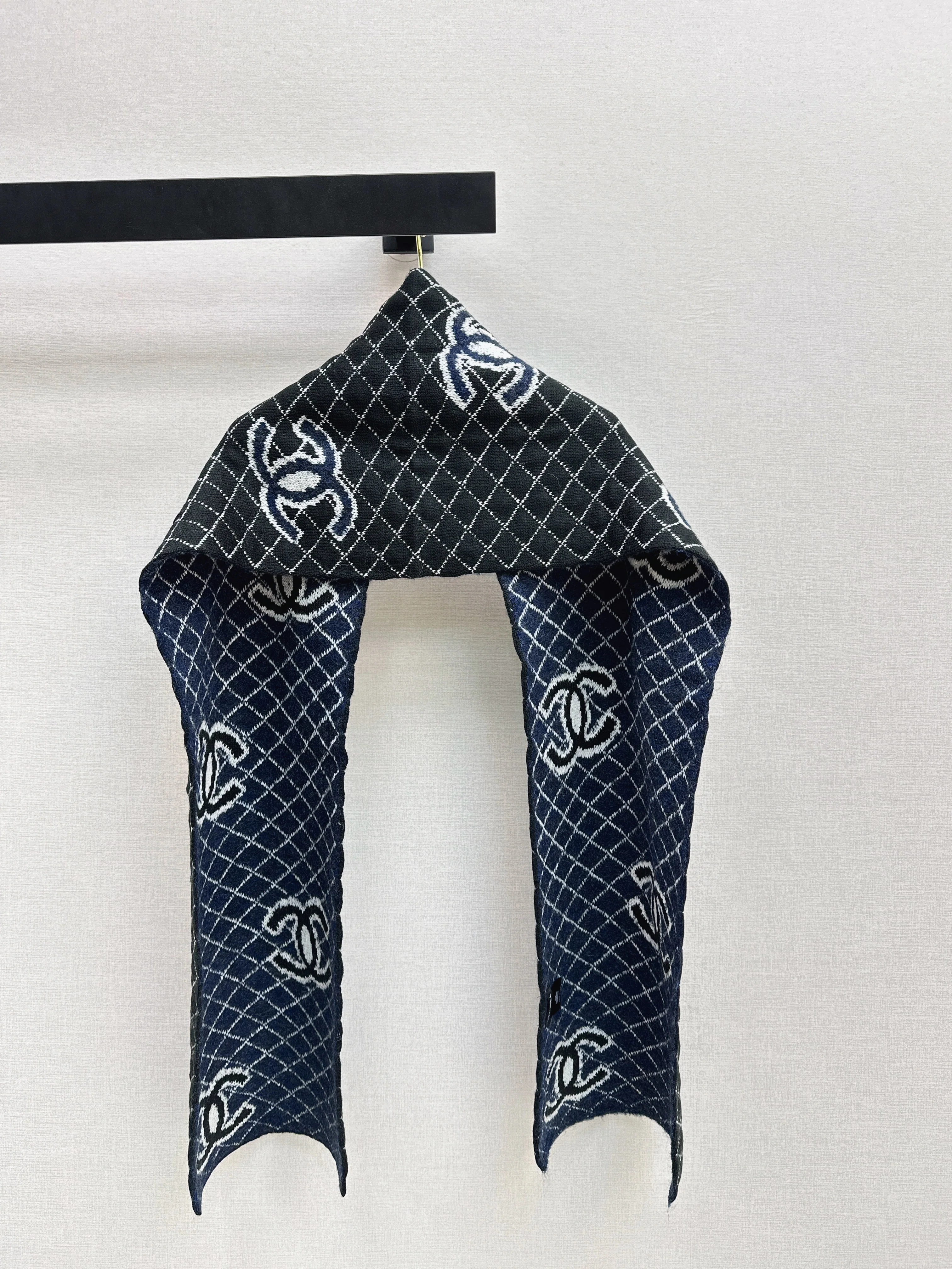 Chan 26ss cashmere scarf