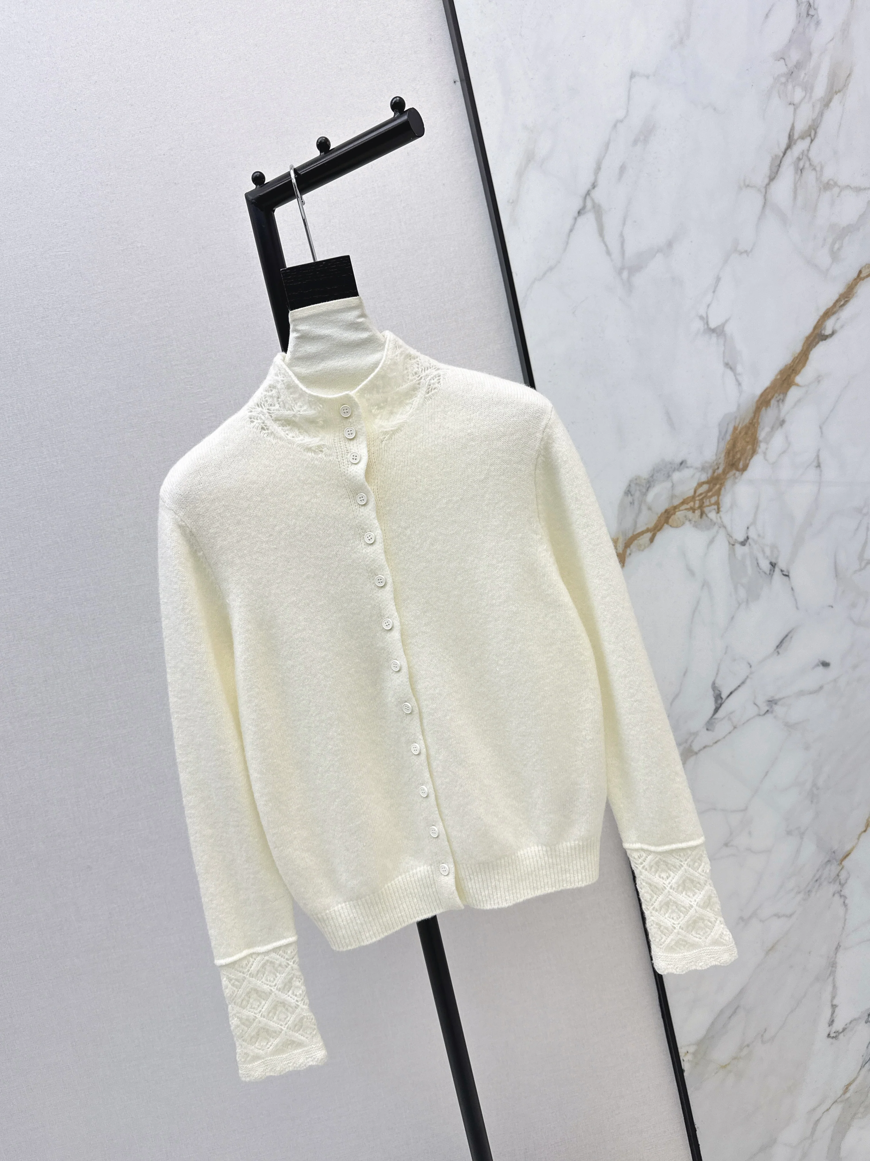 Chol 26ss high neck cardigan