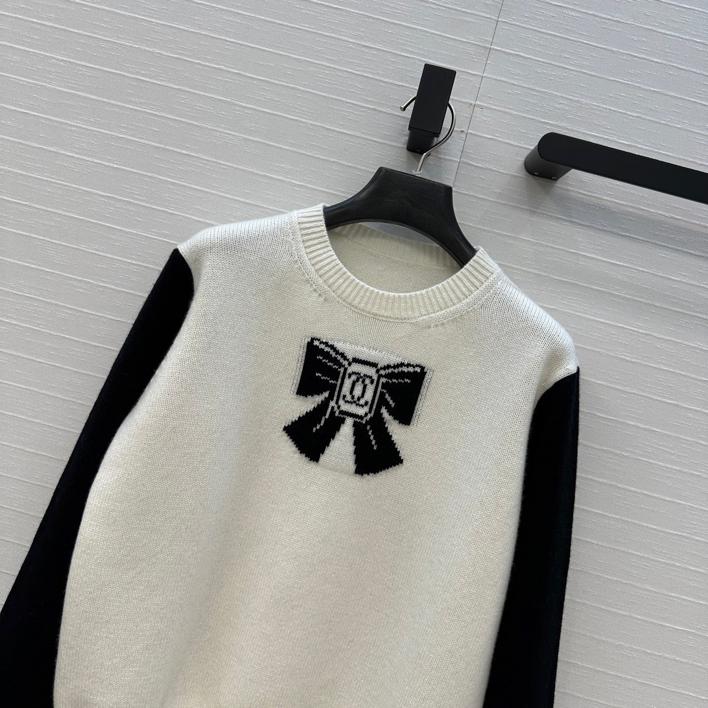 Chan 25fw cashmere sweater
