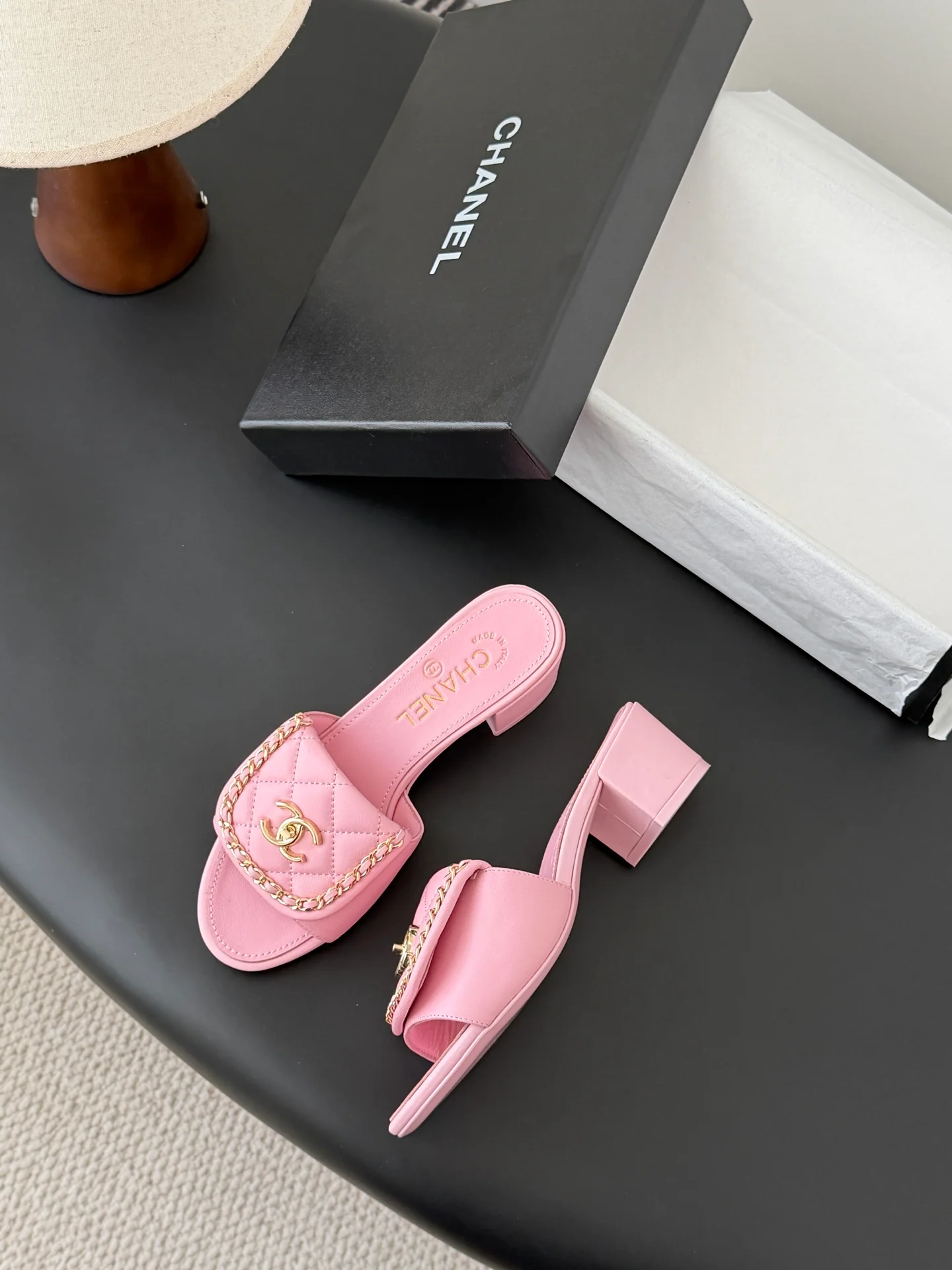 Chan 26ss chunky sandals