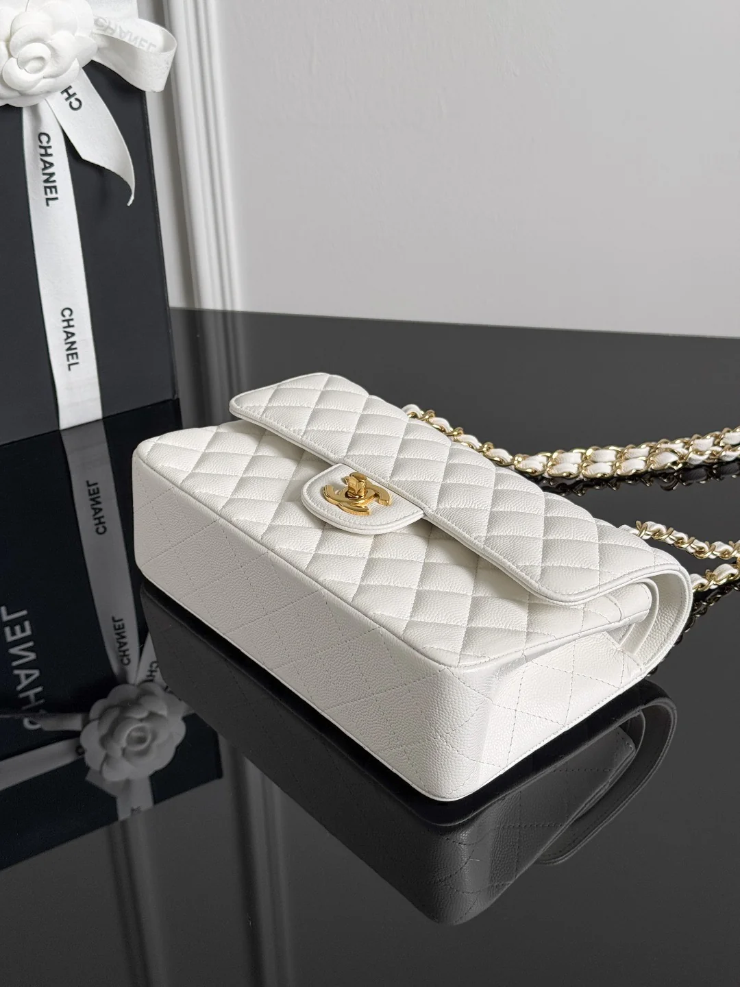 Chan cf23 chain shoulder bag