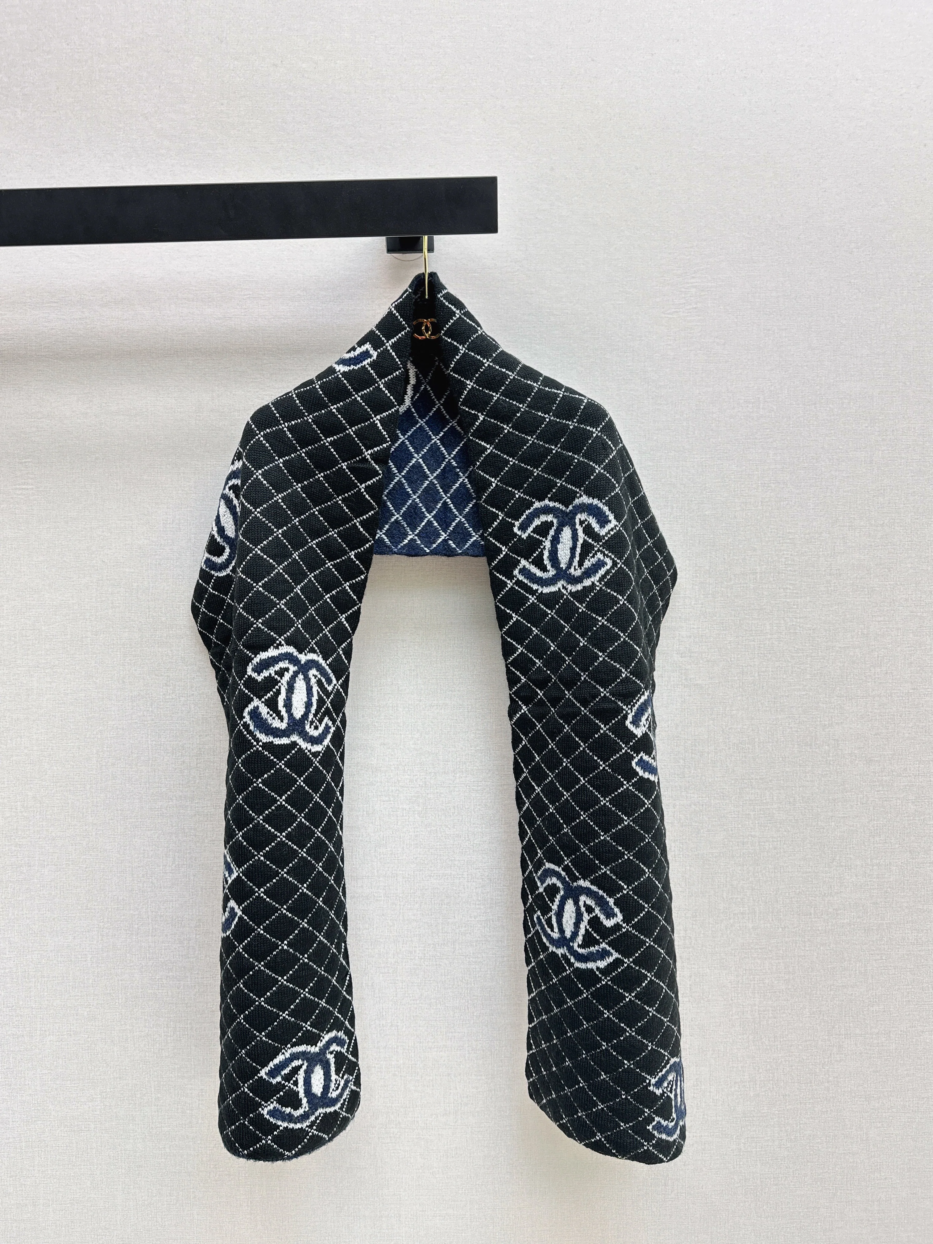 Chan 26ss cashmere scarf