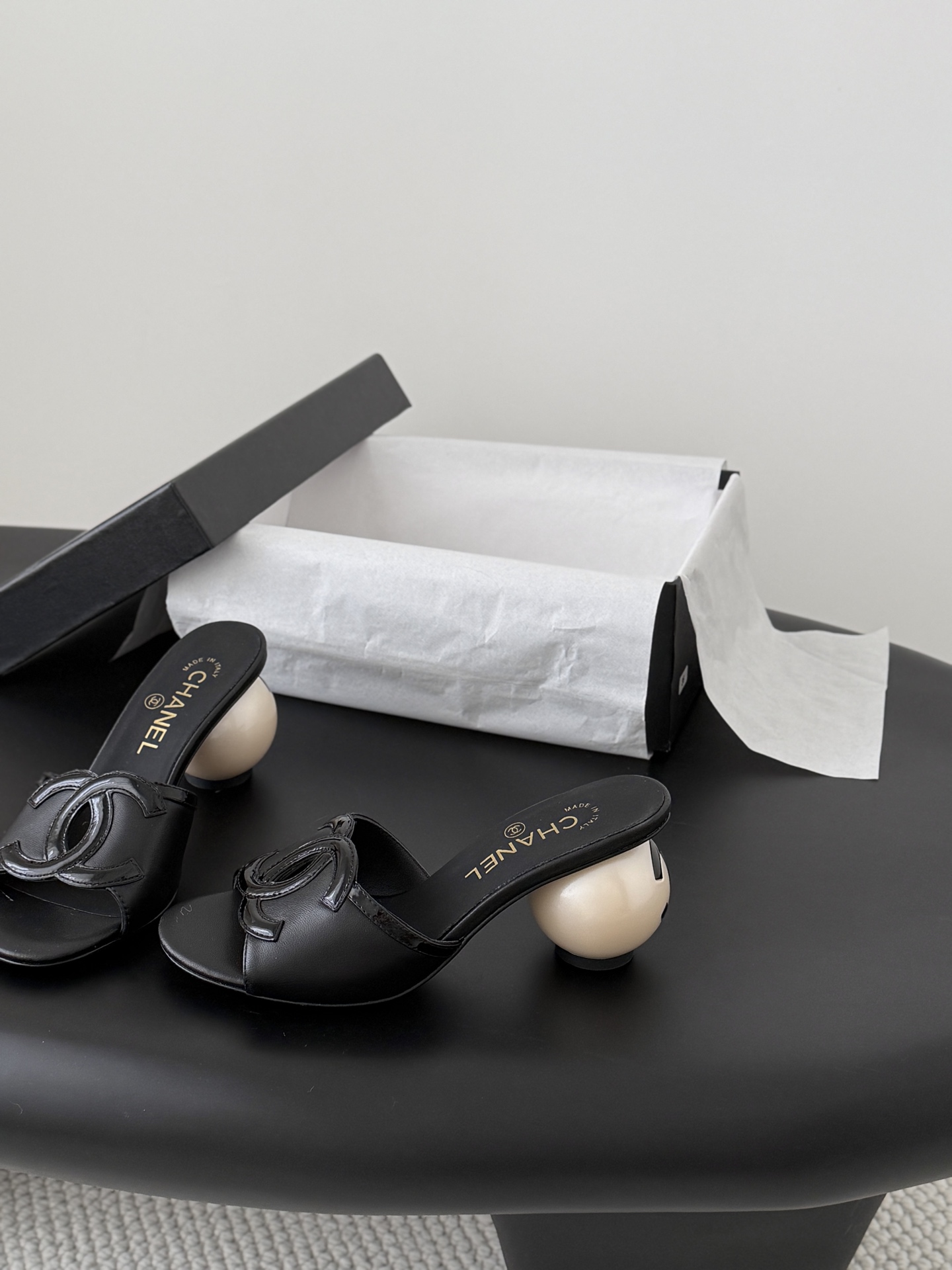 Chan 26p chunky heel