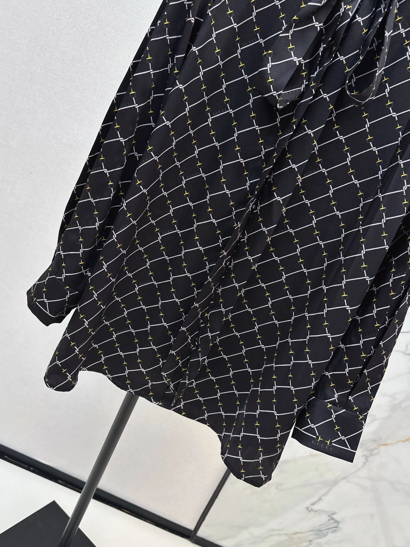 Gucc 26ss ribbon shirts