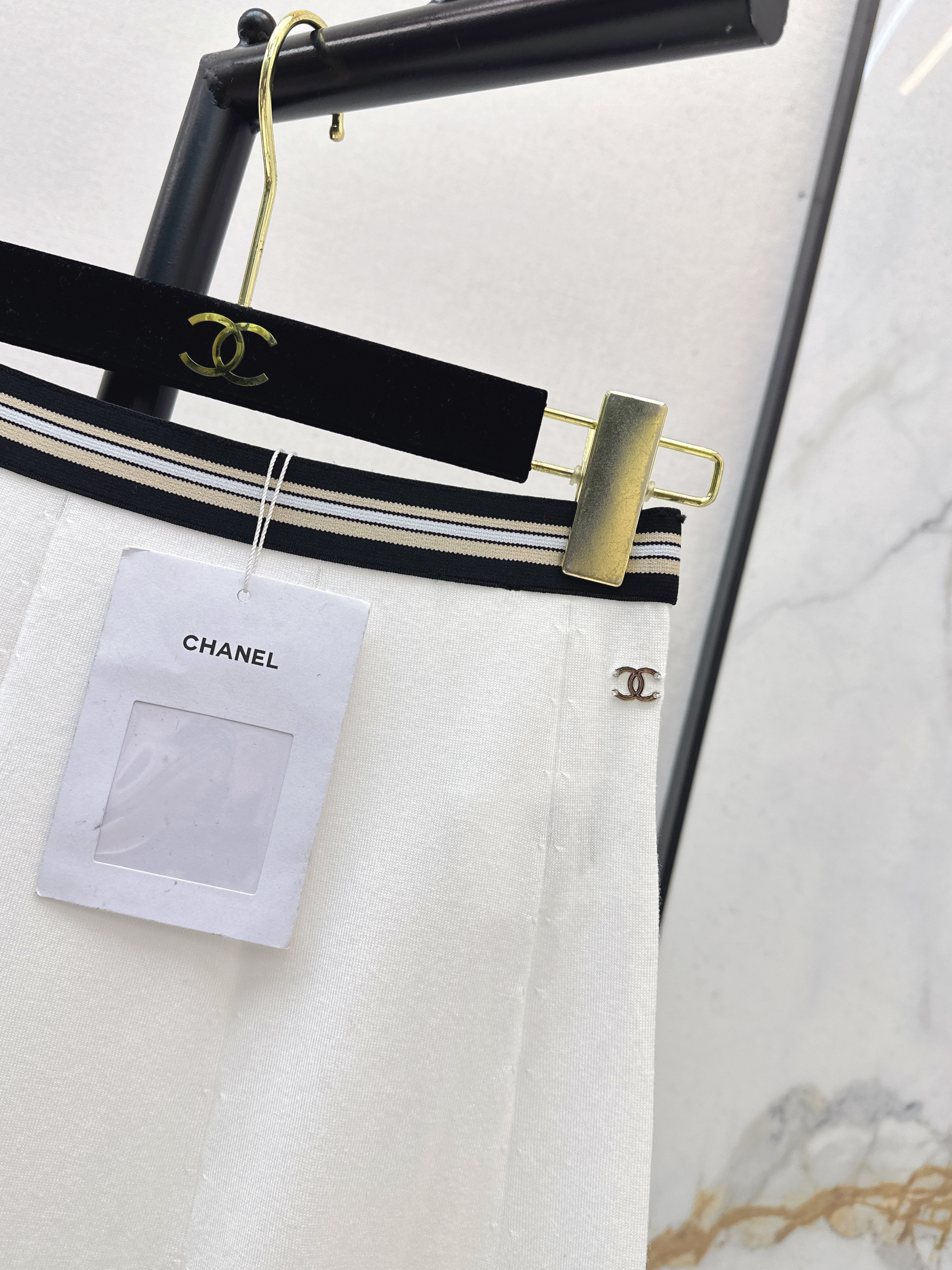 Chan 26ss A-line skirt