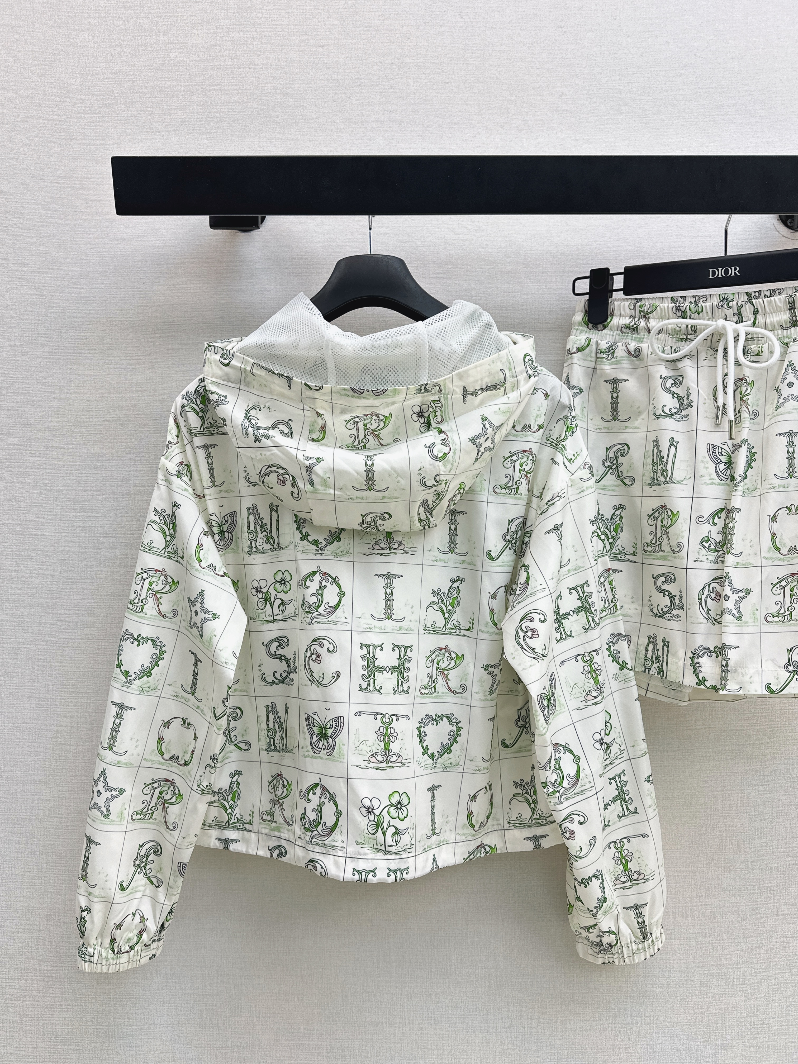 CD 26ss print outfit sets