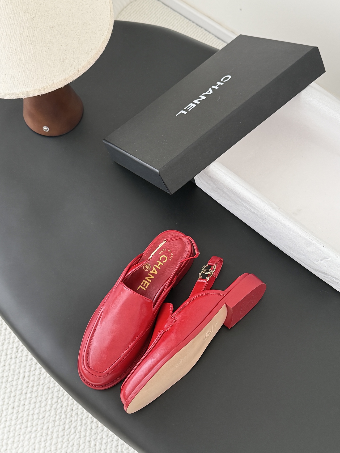 Chan 26ss slingblack loafers